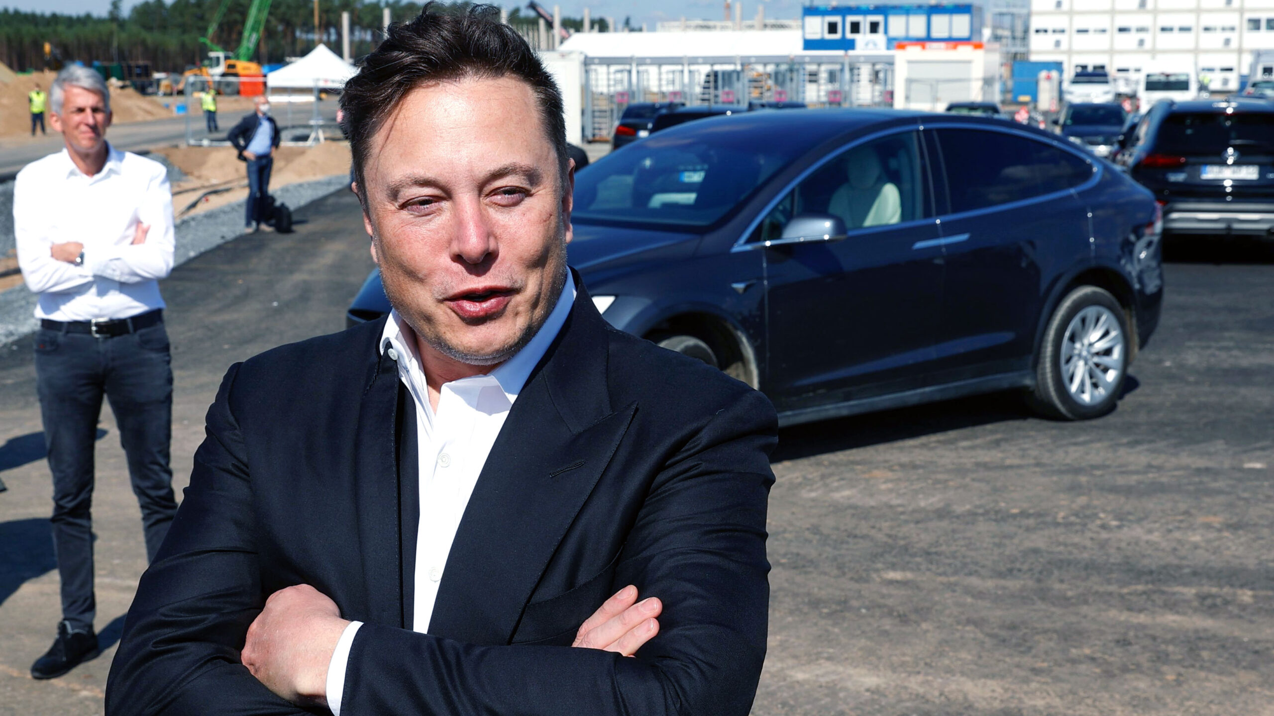 BREAKING: Elon Musk Officially Takes Over Twitter As Sale Is Now Final, Top Execs Fired, Report Says