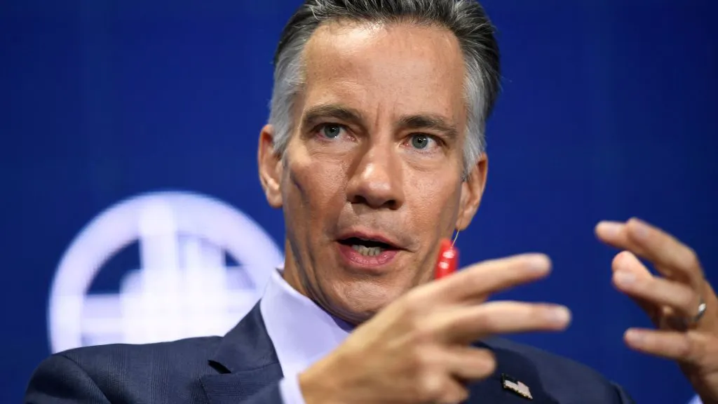 CNN Bosses Order Veteran Anchor To Address ‘Personal Situation’