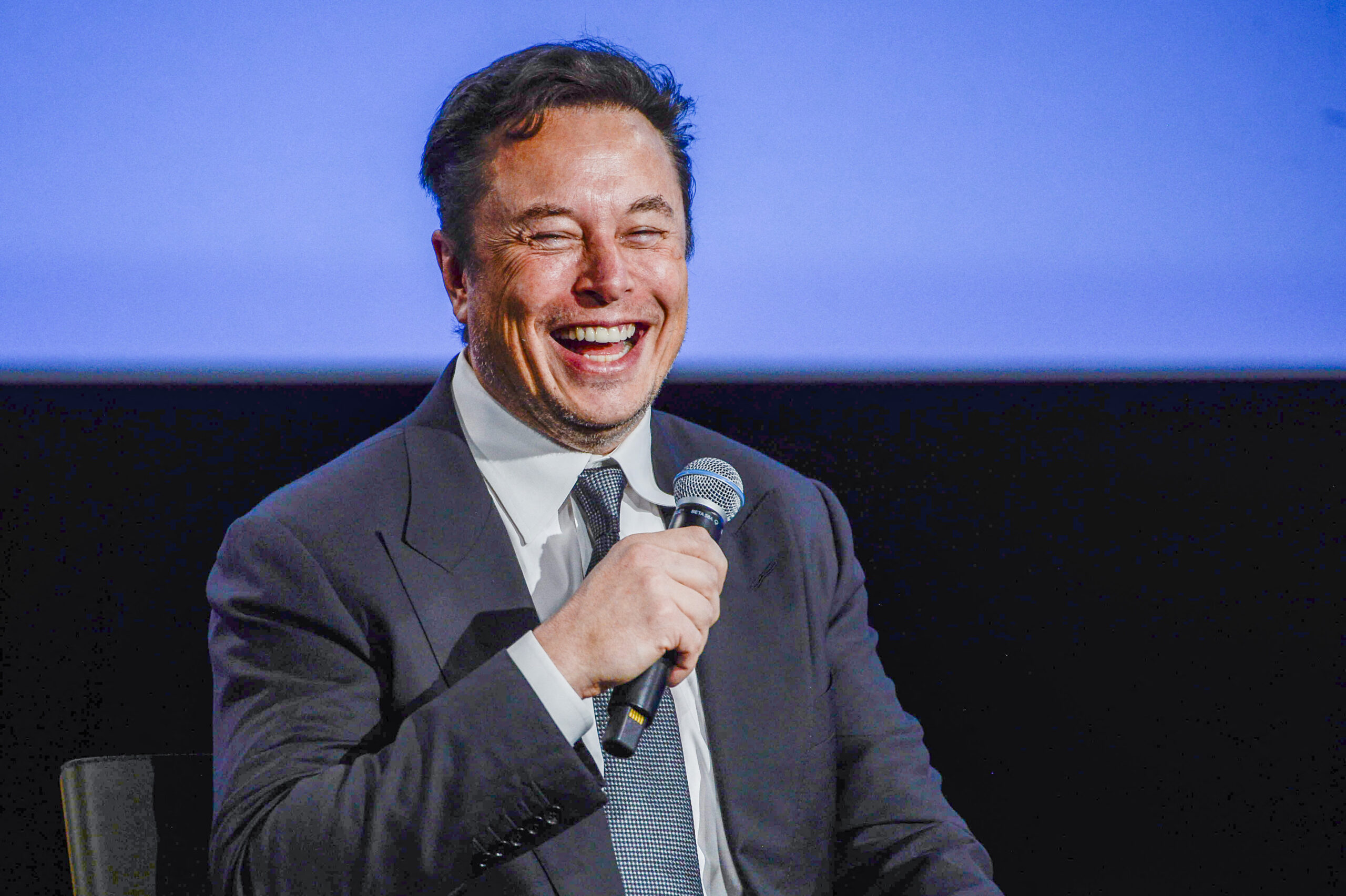 Elon Musk Announces Blanket Amnesty For Suspended Users
