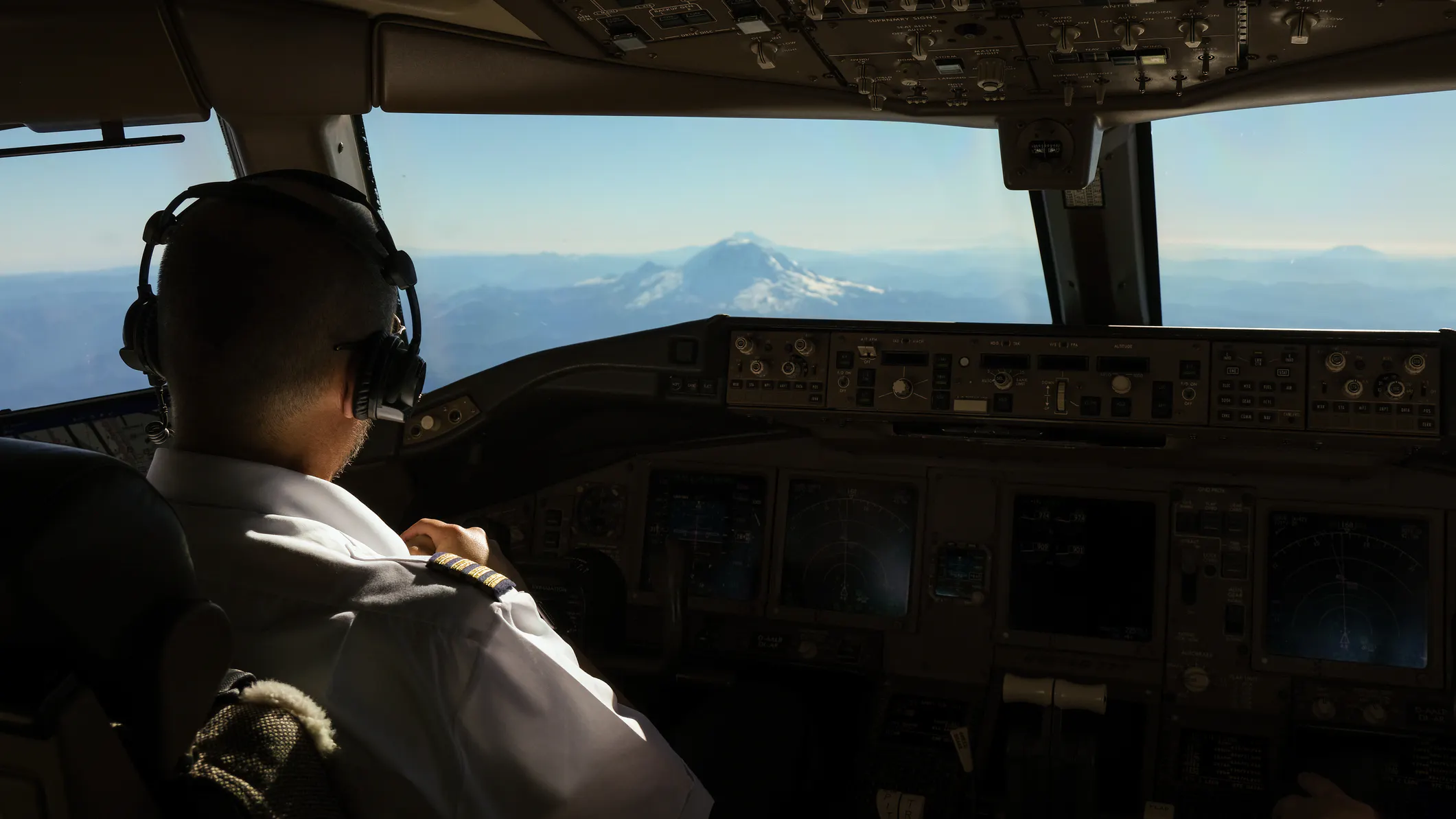 ‘Never Seen Anything Like This’: UFOs Reported By Pilots Over Pacific Ocean In August, September