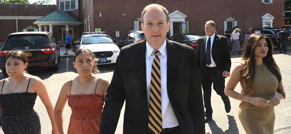 Twin Daughters Of NY Gov. Hopeful Lee Zeldin Hid As Shooting Unfolded