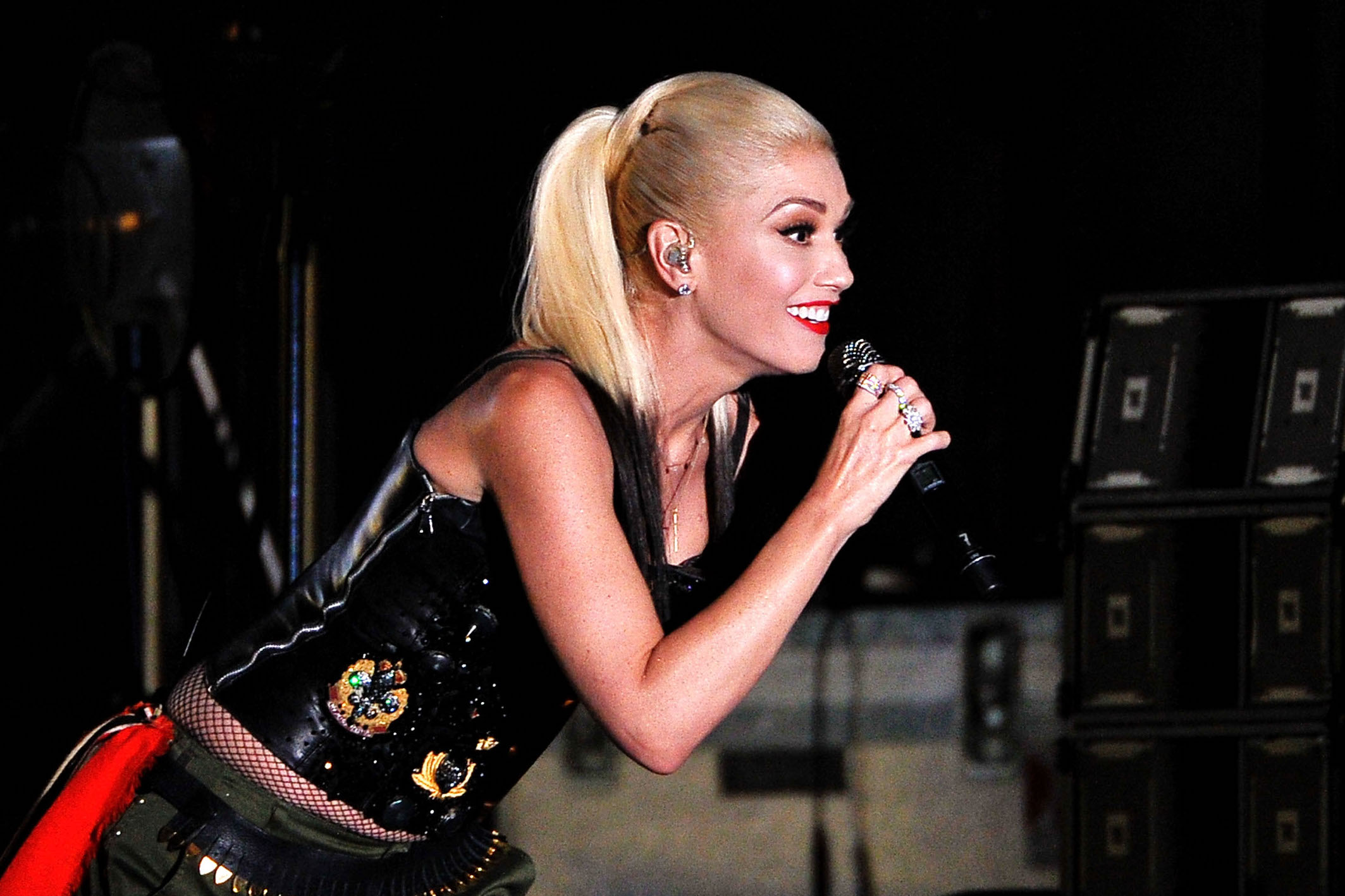 Gwen Stefani Face Tattoo  Tattoos of Famous Musicians Faces  Zimbio