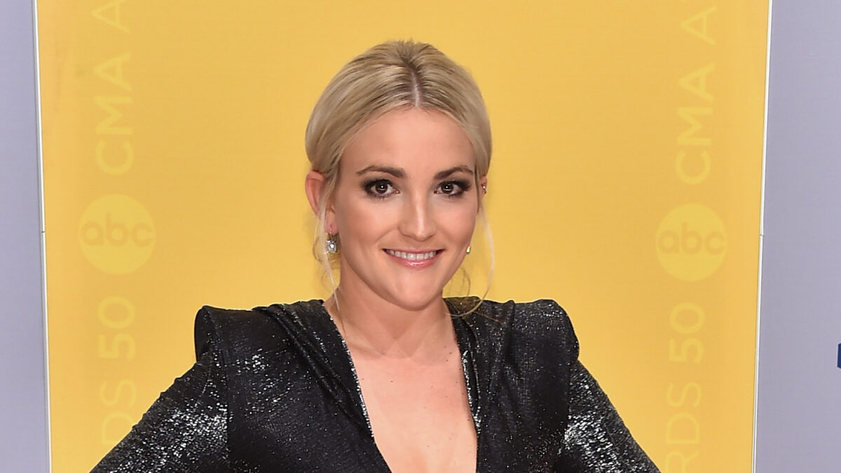 Jamie Lynn Spears opens up about stepping away from the spotlight at 16: ‘Whole world crashed on me.’
