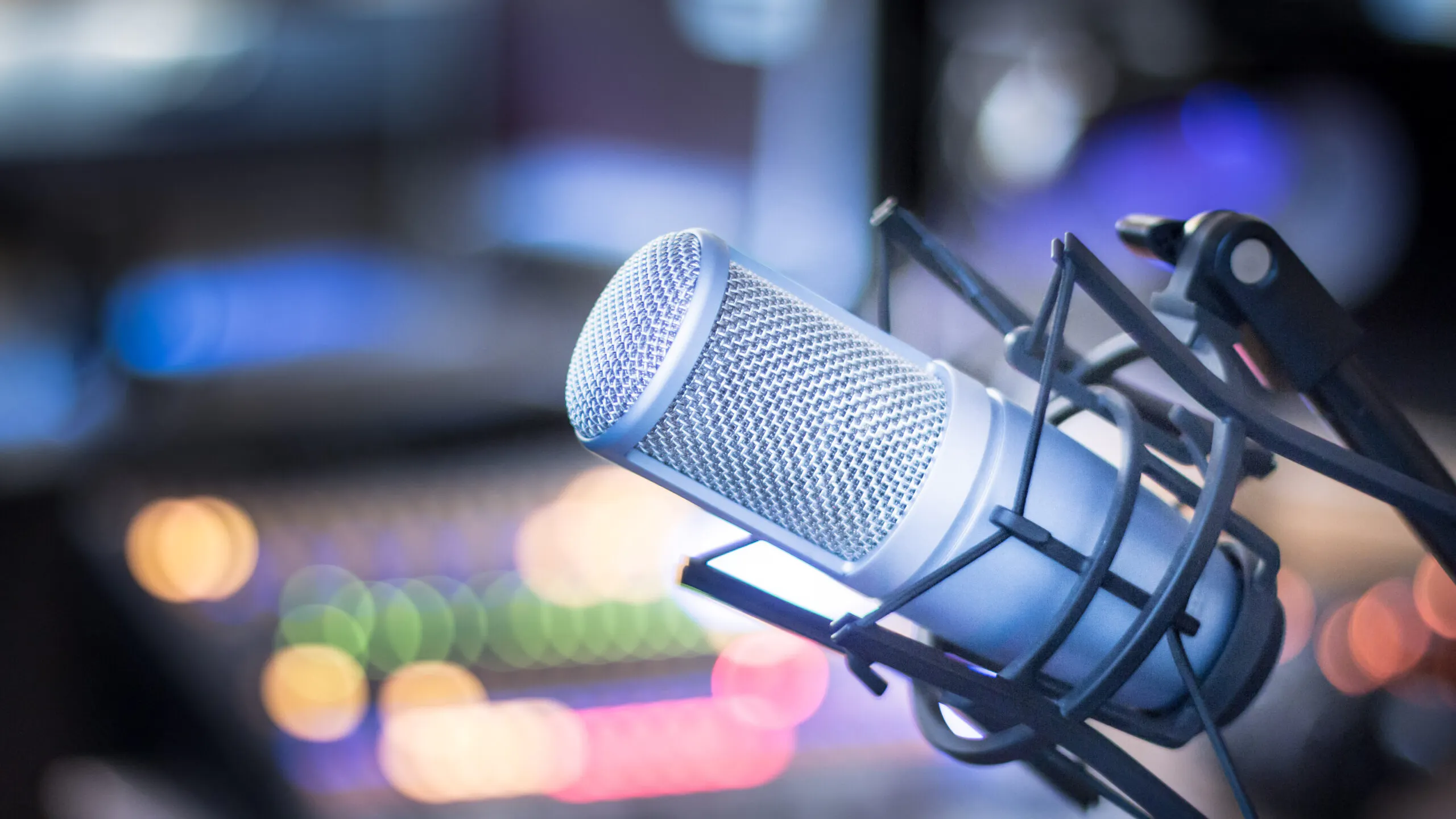 Radio Host, 55, Dies Suddenly While Doing Morning Show