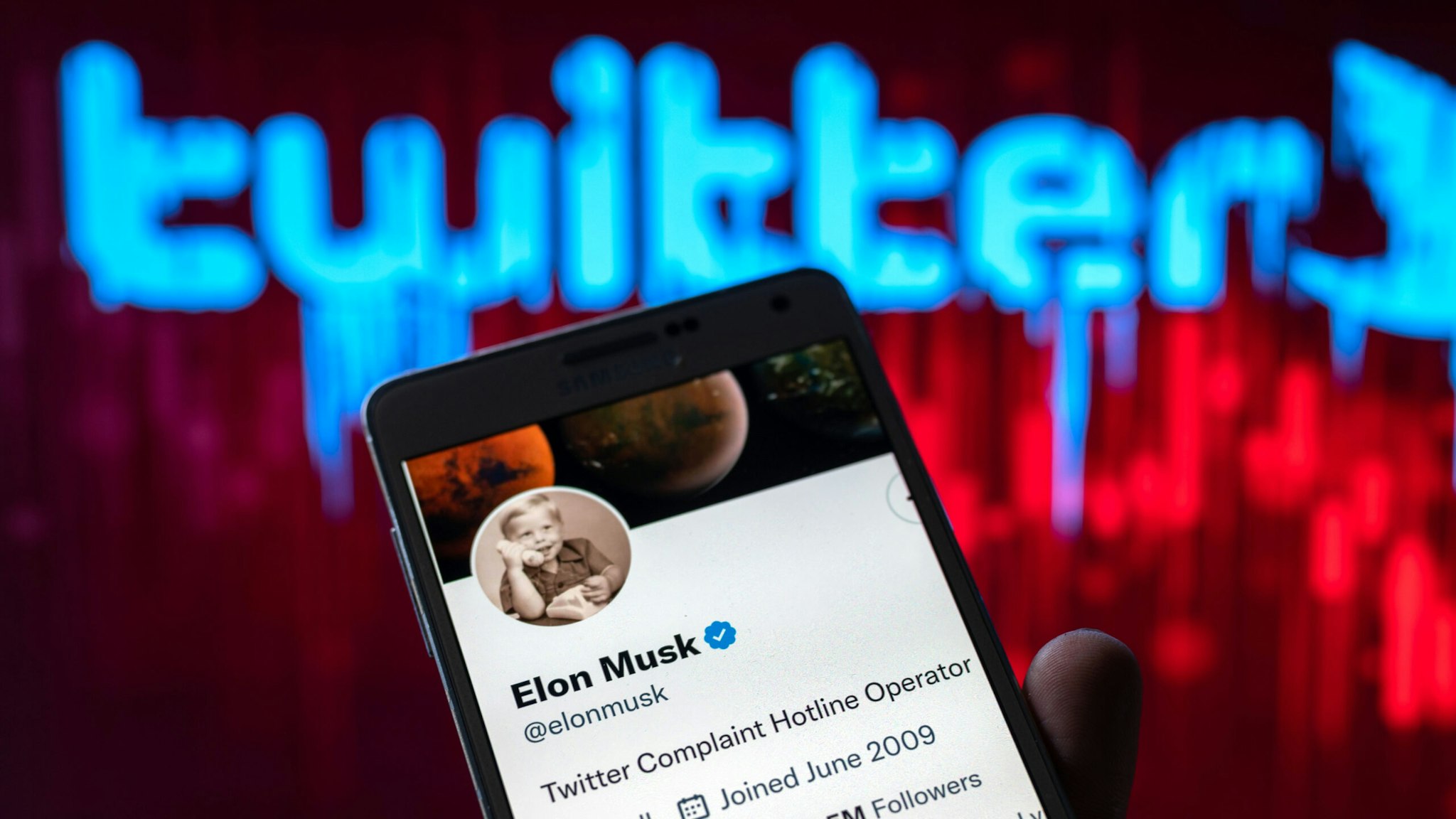 Elon Musk's Twitter account displayed on a screen are seen in this illustration. In Brussels - Belgium on 06 November 2022.