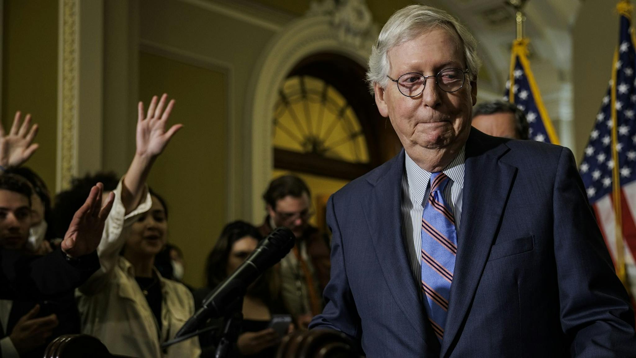 Senate Moves Ahead On US Funding After Dropping Energy Bid