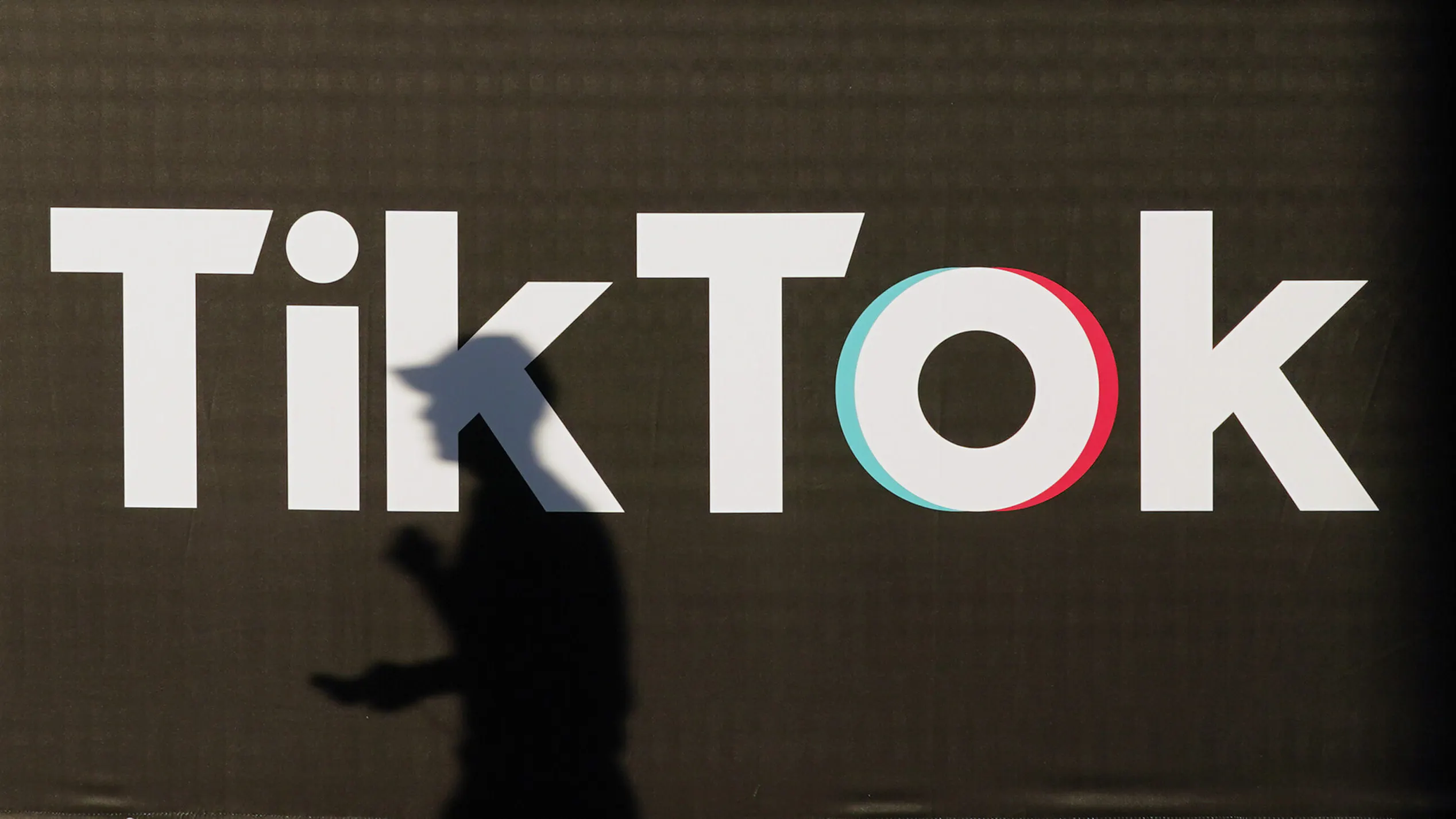 Federal Government Urged To Ban TikTok By FCC Commissioner, Warning User Data Allegedly Flows Back To Chinese Communist Party