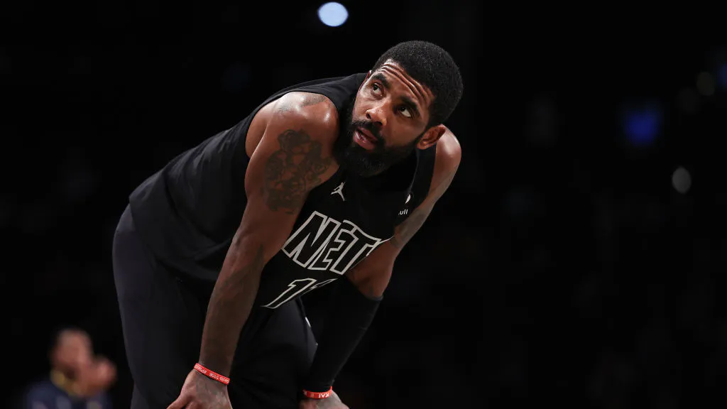 Fans Deliver Silent Court-Side ‘Fight Anti-Semitism’ Protest To Nets Star Kyrie Irving