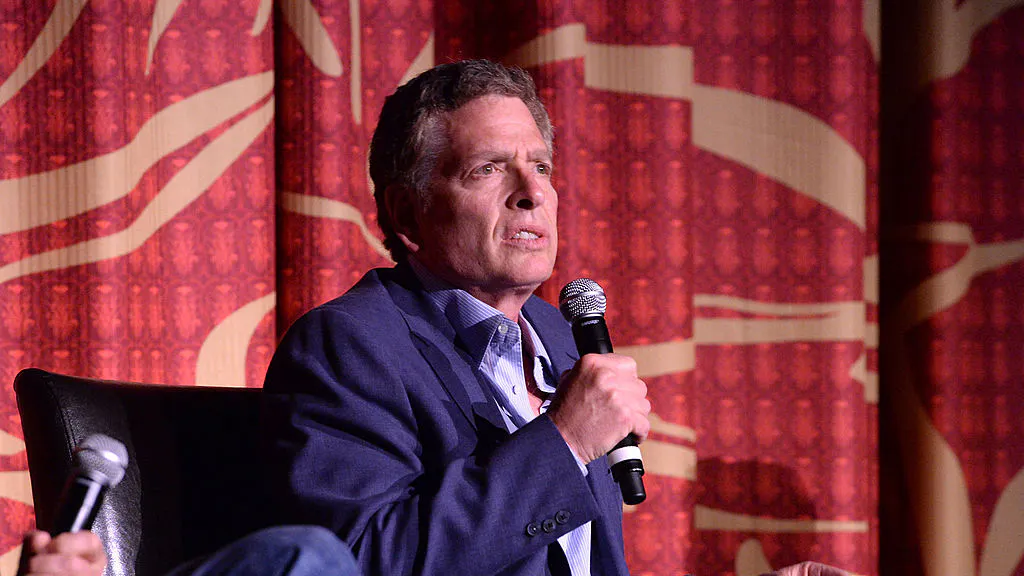 ‘Airplane!’ Director Says The Only Way to Make That Movie Now Would Be ‘Without The Jokes’