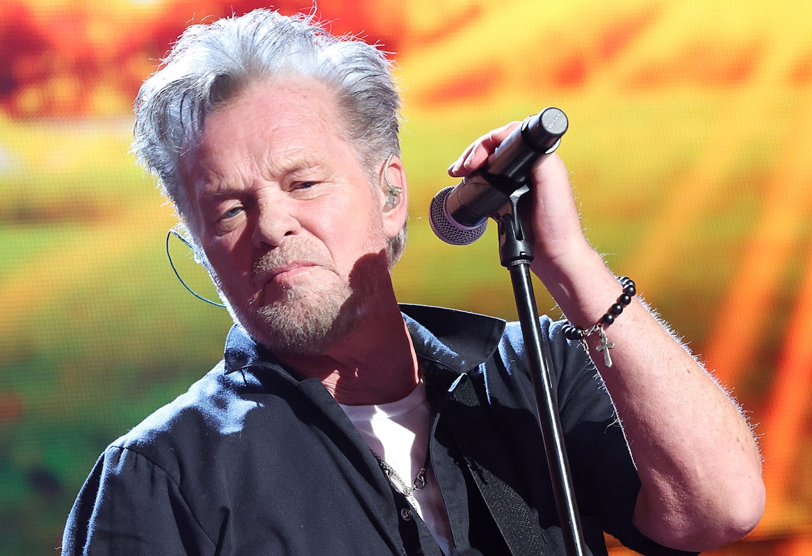 So Why Exactly Was John Mellencamp Sitting During The National Anthem At  The Colts Game?