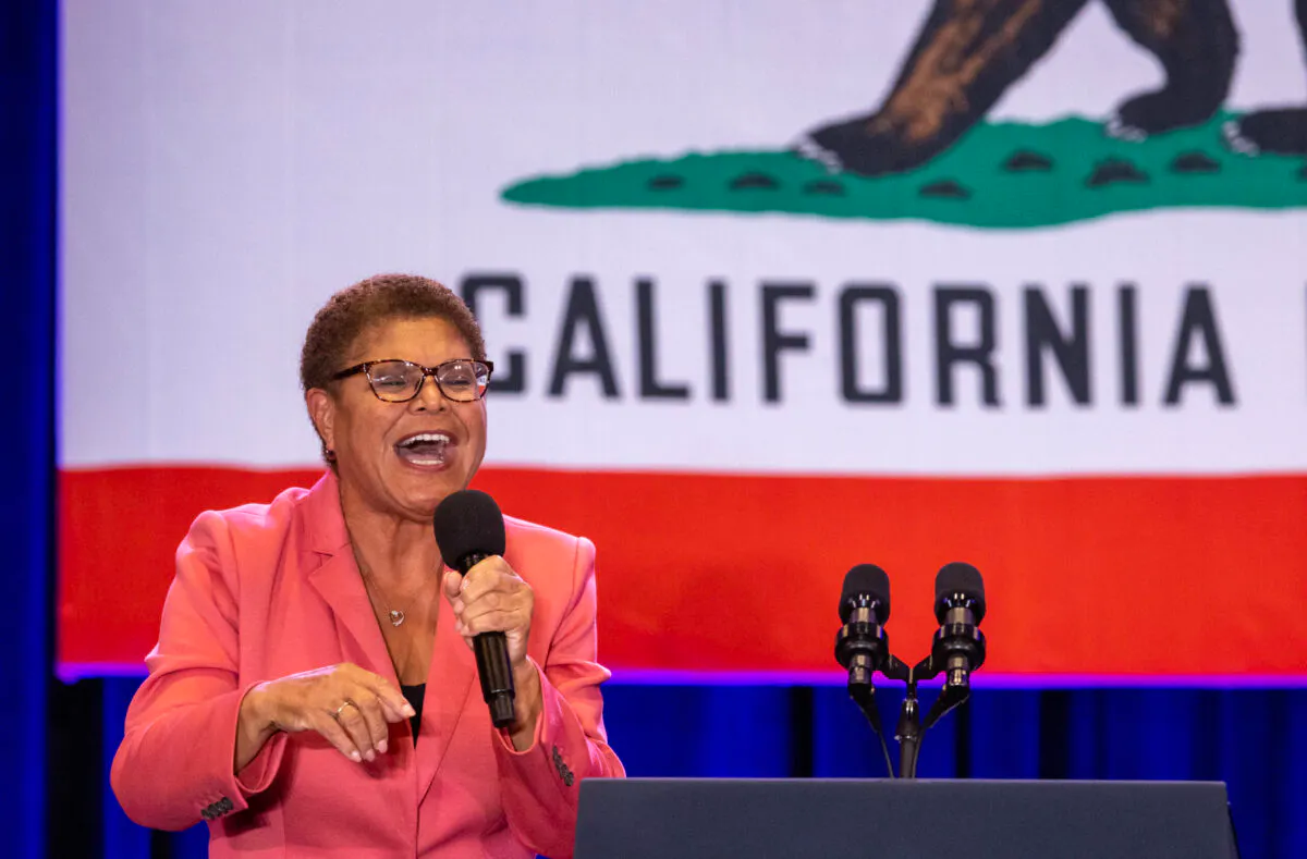 Karen Bass Accuses Spencer Pratt Of ‘Exploiting Grief’ Of Palisades Fire Victims. He Is One.