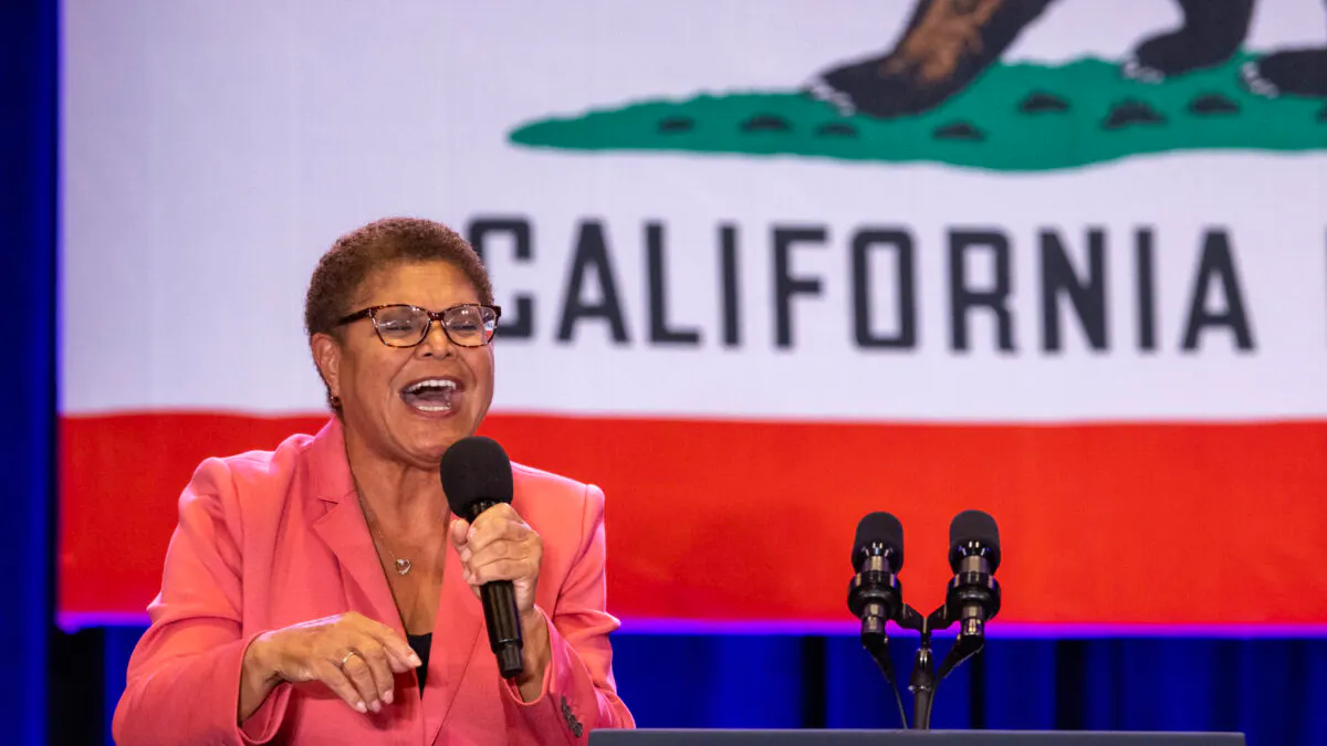 Karen Bass Accuses Spencer Pratt Of ‘Exploiting Grief’ Of Palisades Fire Victims. He Is One.
