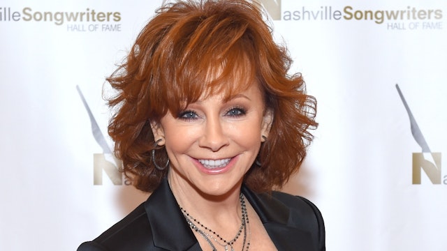 Country artist Reba McEntire attends the 2018 Nashville Songwriters Hall Of Fame Gala at Music City Center on October 28, 2018 in Nashville, Tennessee.