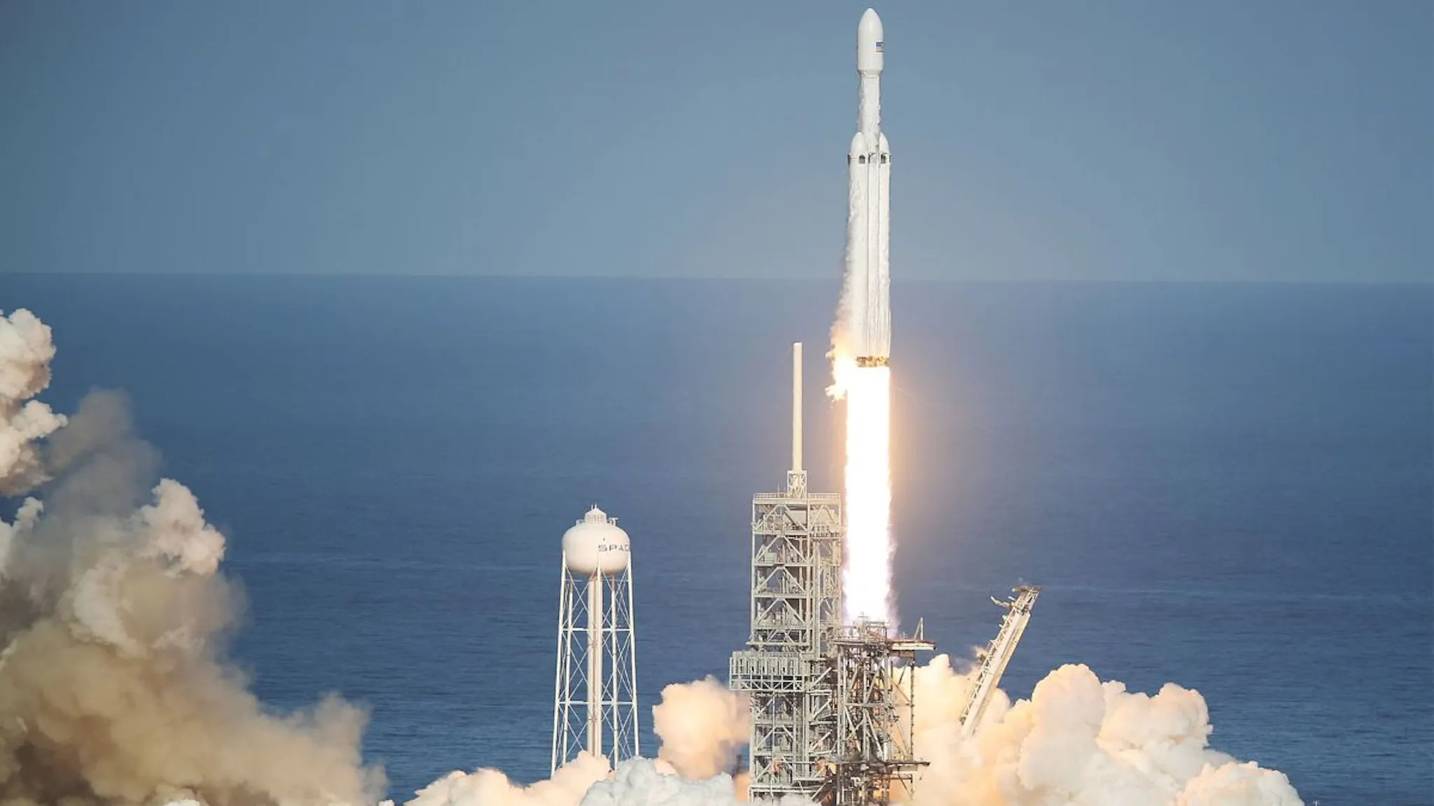 SpaceX Readies Falcon Heavy Launch After 18-Month Hiatus