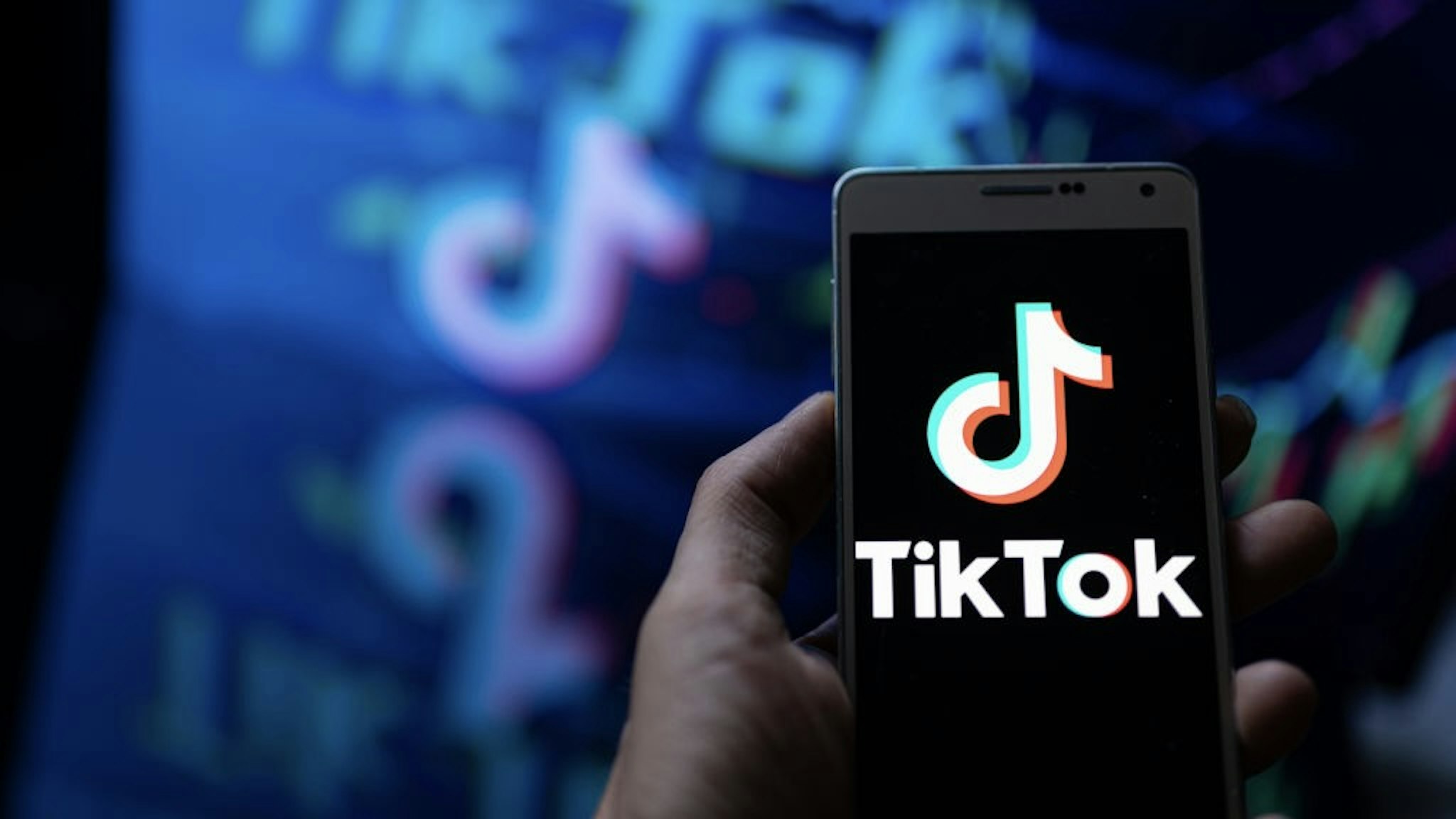 Illustration TikTok Logo Photo illustration a TikTok logo seen displayed on a smartphone In Brussels - Belgium on 18 September 2022. (Photo illustration by Jonathan Raa/NurPhoto via Getty Images) NurPhoto / Contributor