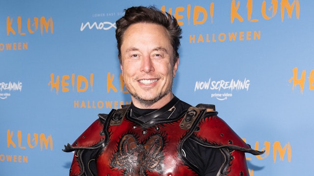 NEW YORK, NEW YORK - OCTOBER 31: Elon Musk attends Heidi Klum's 21st Annual Halloween Party at Sake No Hana at Moxy Lower East Side on October 31, 2022 in New York City.