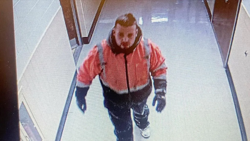 New York Police Praise Man Who Broke Into School To Save Stranded Winter Storm Travelers