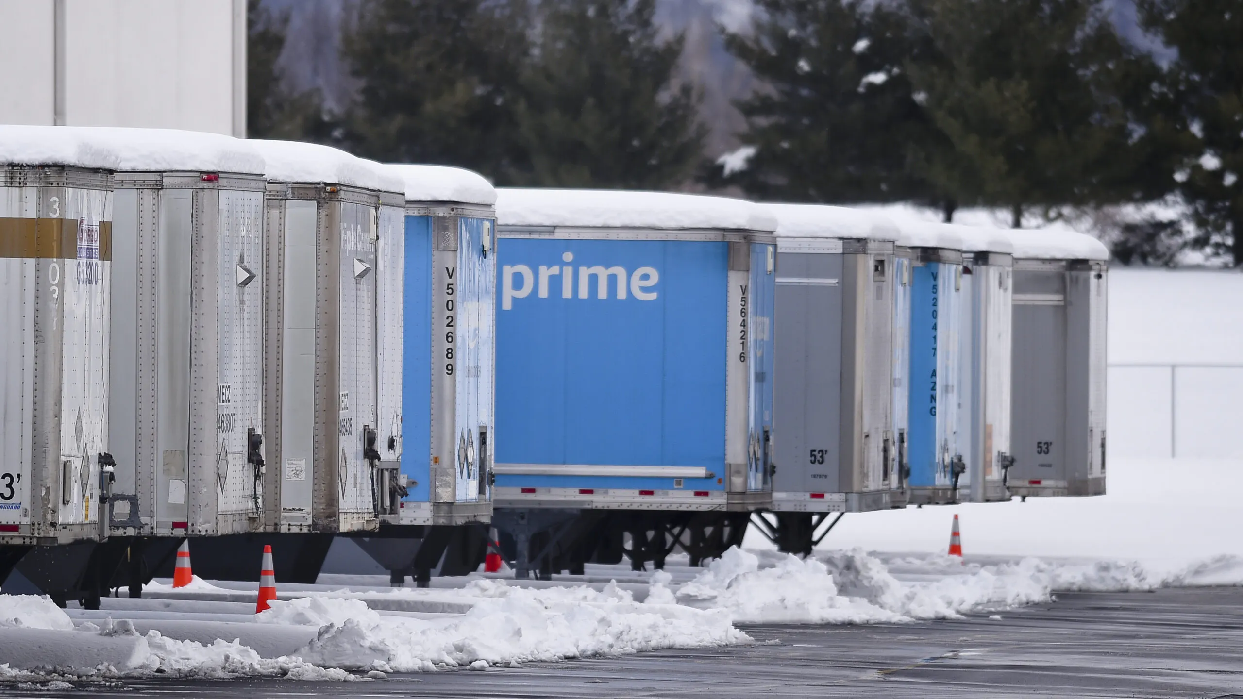 Amazon, FedEx, Post Office Warn Of Delivery Delays As Winter Weather Persists