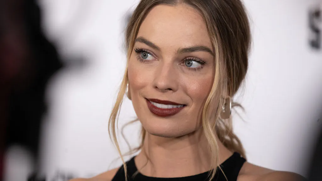 ‘Suicide Squad’ Star Admits She Changed A Scene In New Movie Because She Wanted To Kiss Brad Pitt: ‘Sue Me’