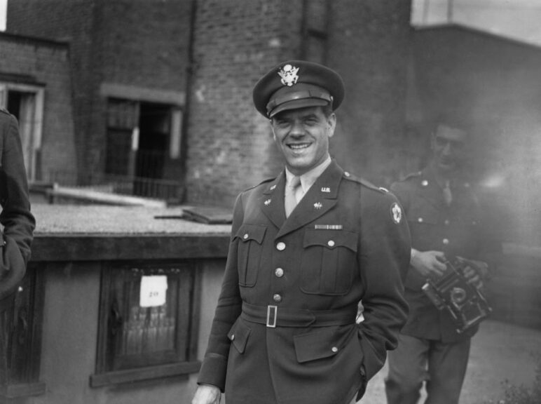 Italian-American film director Frank Capra (1897 - 1991) as a Lieutenant-Colonel in the US Army, during a stay in London, World War II, 19th August 1943. (Photo by Keystone/Hulton Archive/Getty Images)