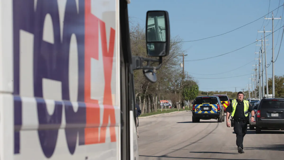 FedEx Driver Admits To Strangling 7-Year-Old Girl After Hitting Her With Van