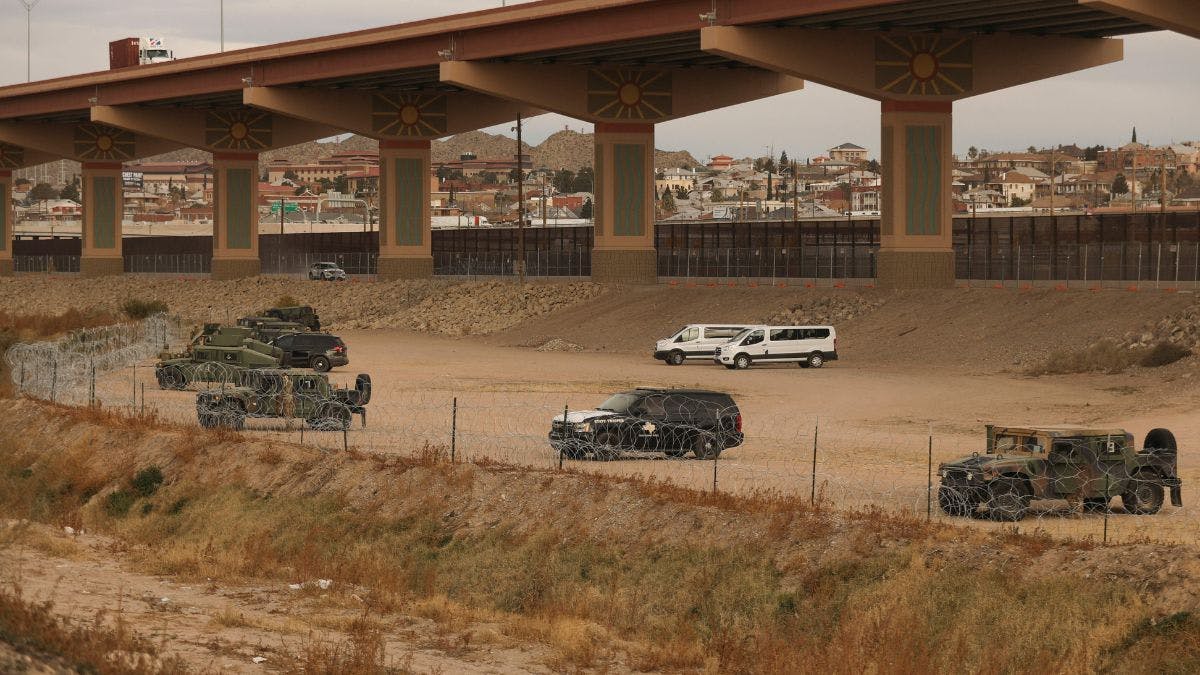 Texas Begins Placing Shipping Containers In El Paso Sector Of The