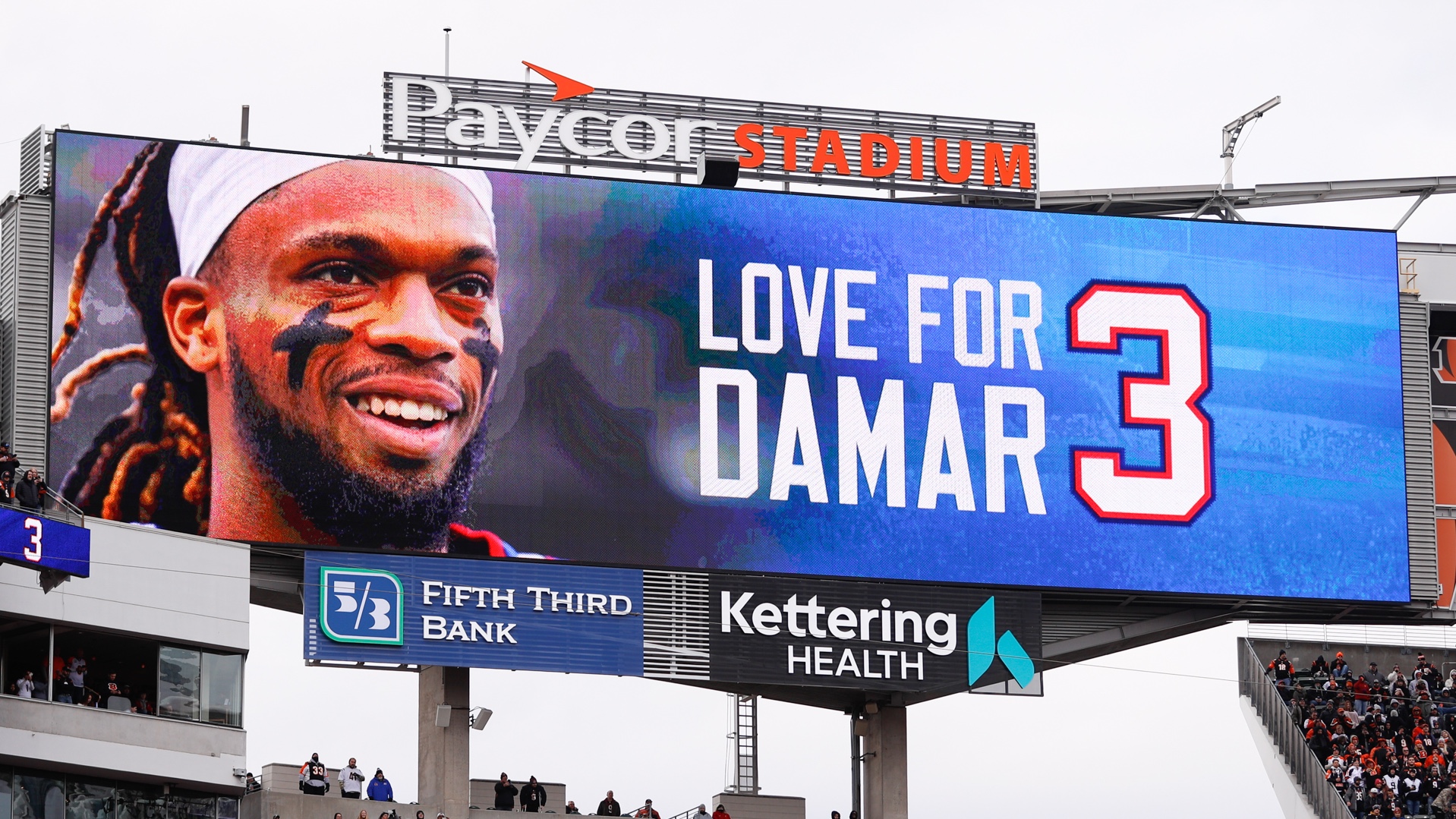 Damar Hamlin set 'every alarm off in the ICU' celebrating Bills