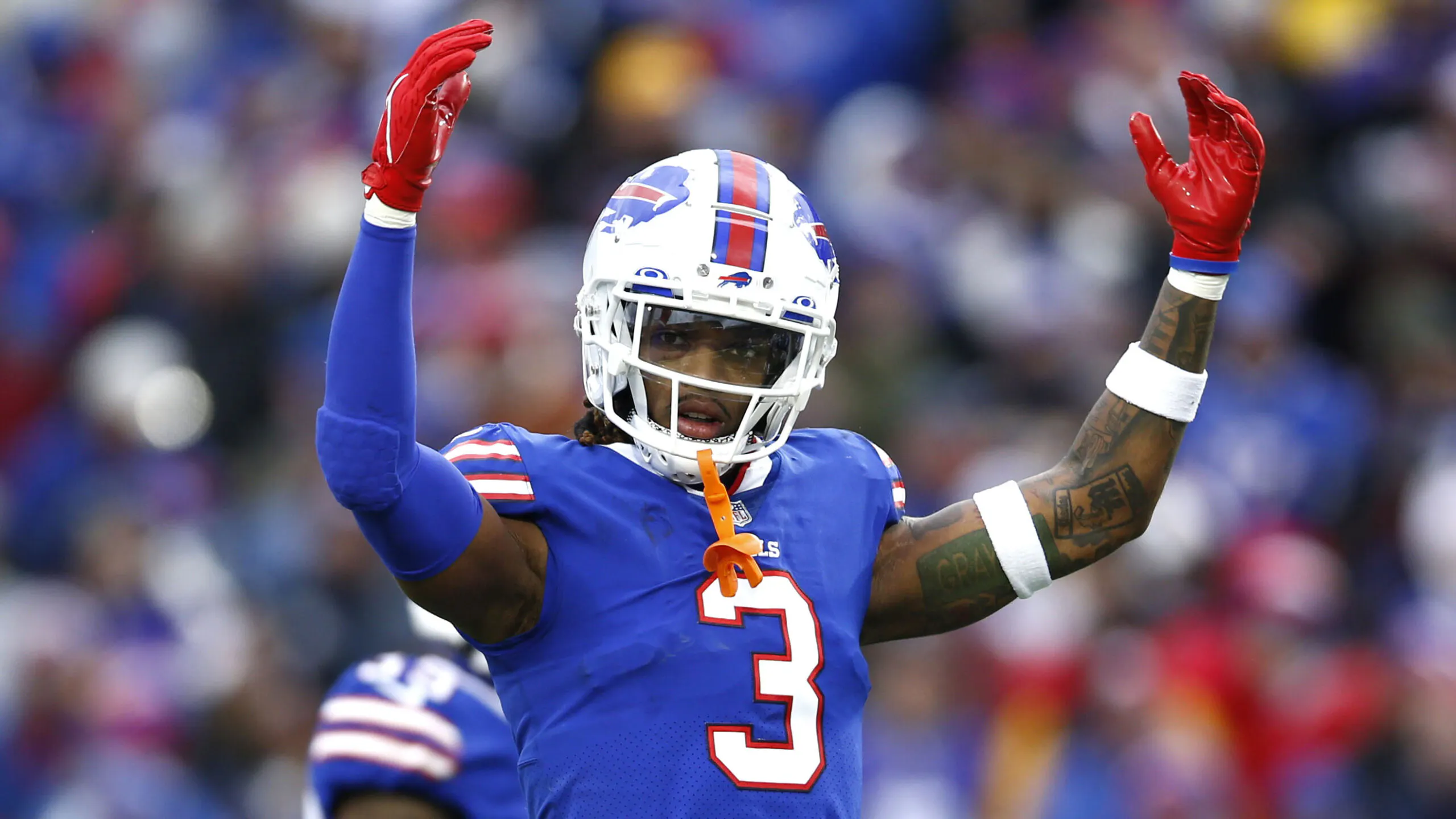 Biden Speaks To Damar Hamlin’s Family, Talks About ‘Concussion Protocols’