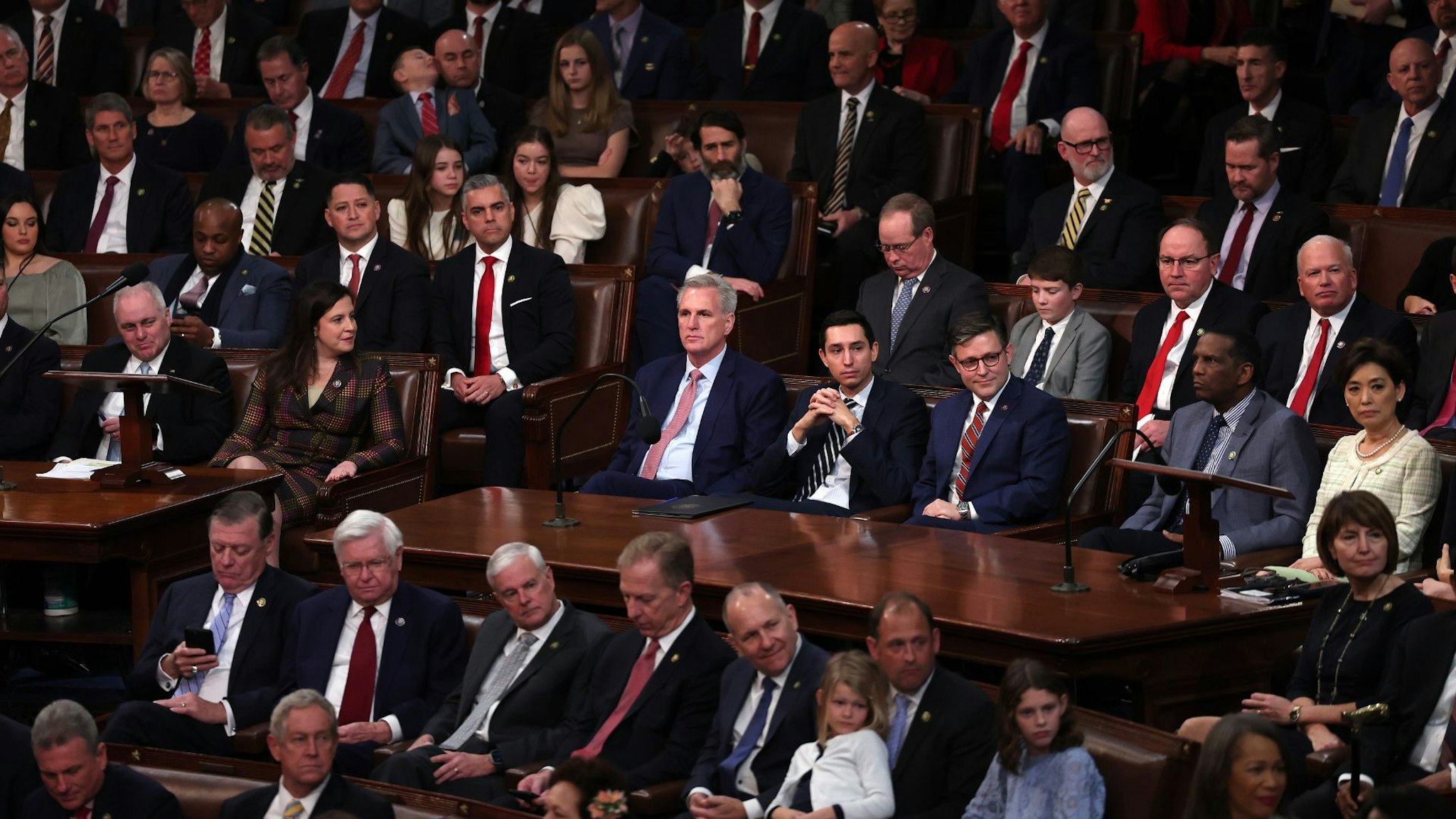WASHINGTON, DC - JANUARY 03: U.S. House Minority Leader Kevin McCarthy (R-CA) (C) sits alongside colleagues as Representatives cast their votes for Speaker of the House on the first day of the 118th Congress in the House Chamber of the U.S. Capitol Building on January 03, 2023 in Washington, DC. Today members of the 118th Congress will be sworn-in and the House of Representatives will elect a new Speaker of the House.