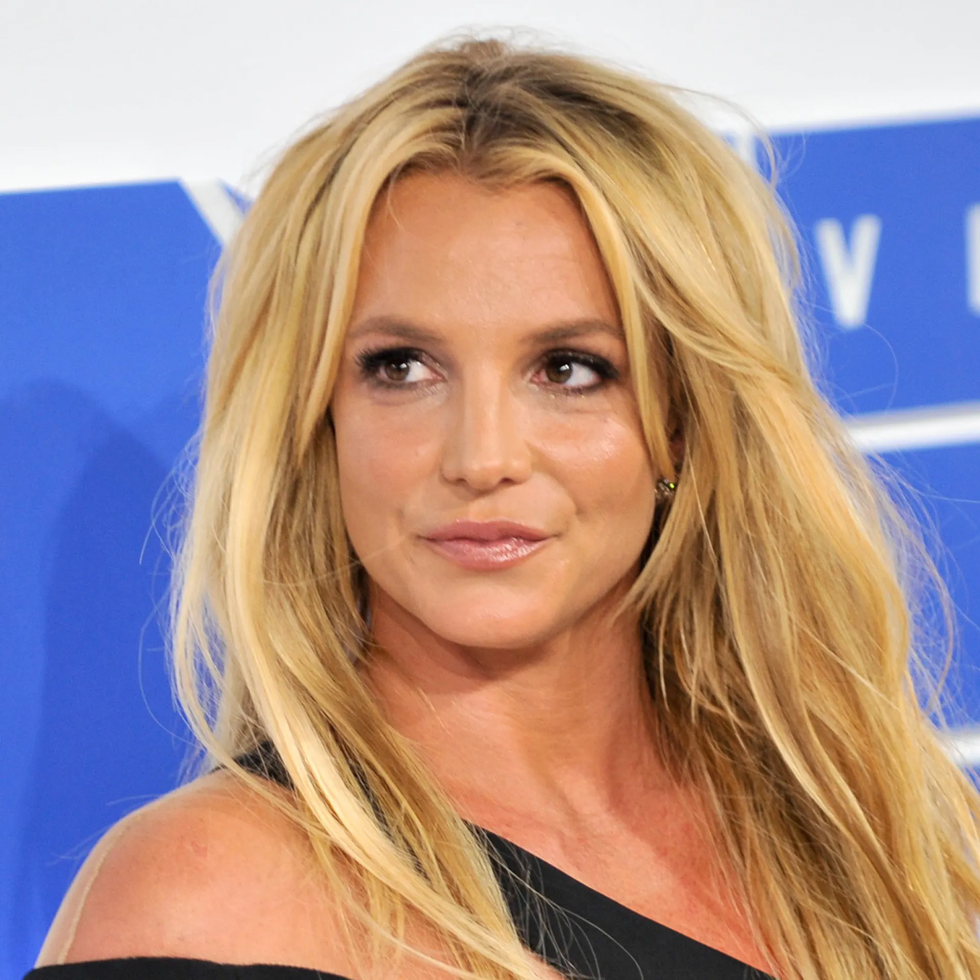 Britney Spears Drops Numerous Bombshells In New Memoir ‘The Woman In Me’