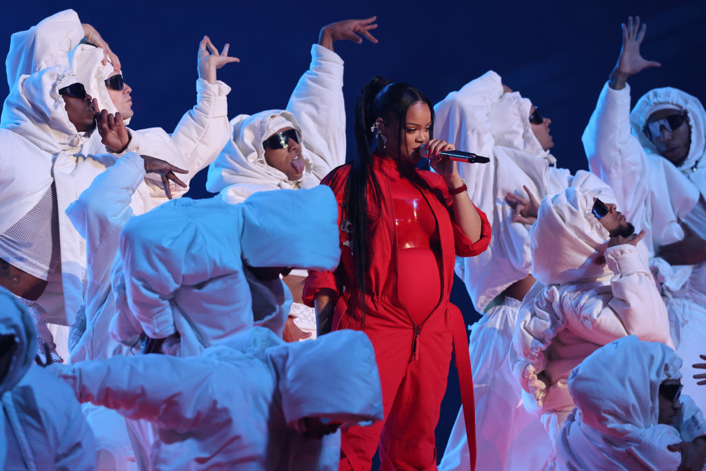 Rihanna Sparks Pregnancy Rumors During Super Bowl Halftime Show