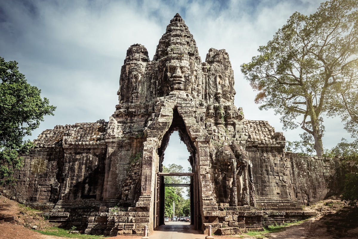 NextImg:‘The Crown Jewels Of The Angkor Empire’: Looted Jewelry Returned To Cambodia, Culture And Arts Ministry Says | The Daily Wire