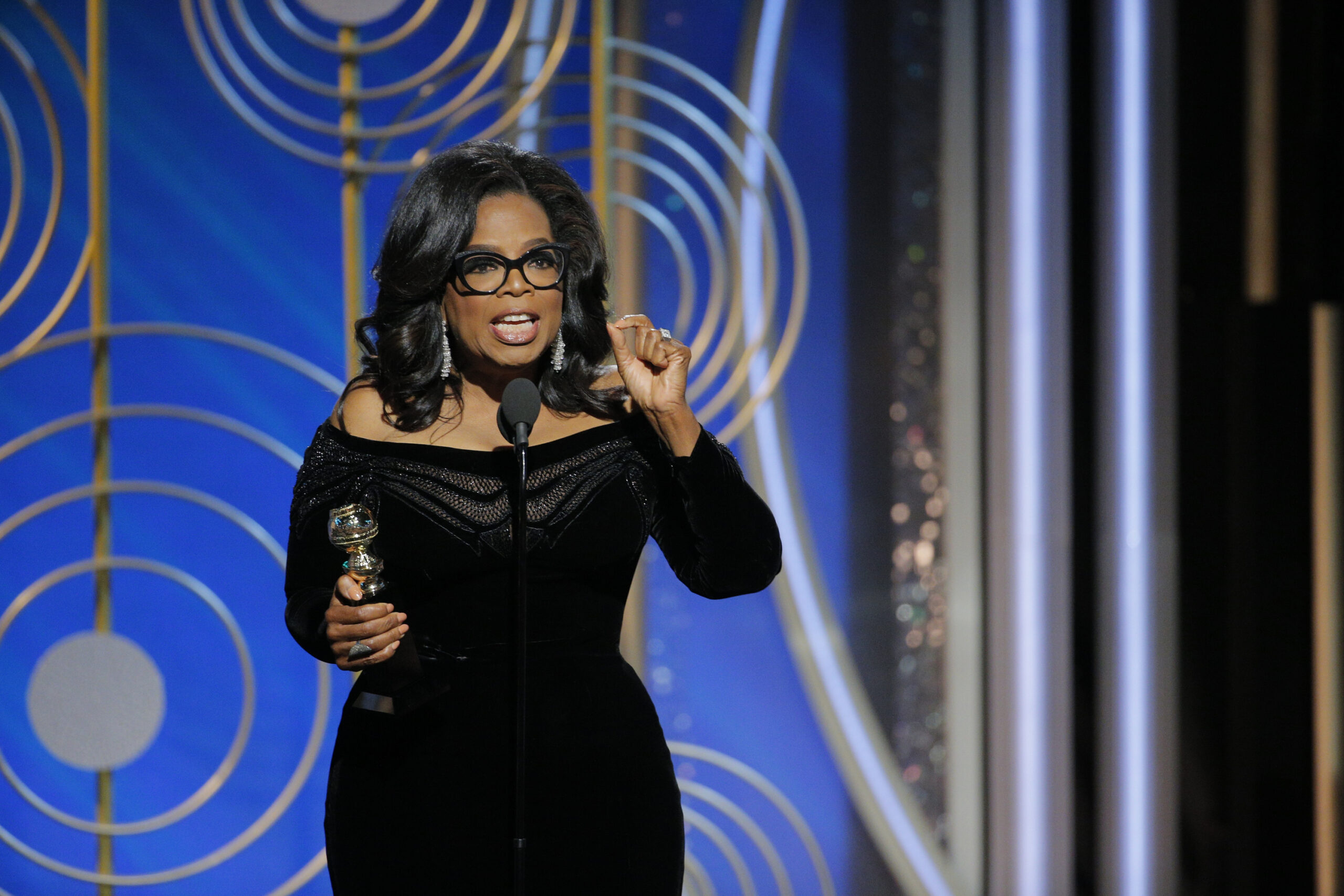 Oprah Winfrey Hits Back At Romney Claim That She Wanted To Run For President