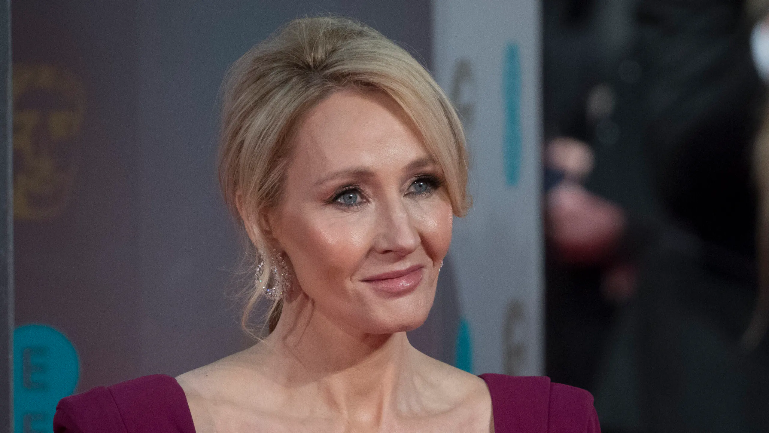 Jk Riowling JK Rowling Slams Biological Male ‘Cheat’ After He Qualifies To Run ...