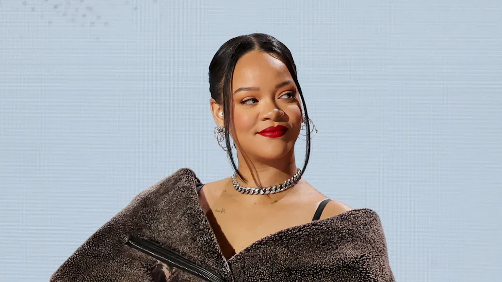 Rihanna Explains Decision To Perform At Super Bowl Despite Boycotting In 2019: ‘Sends A Really Strong Message’
