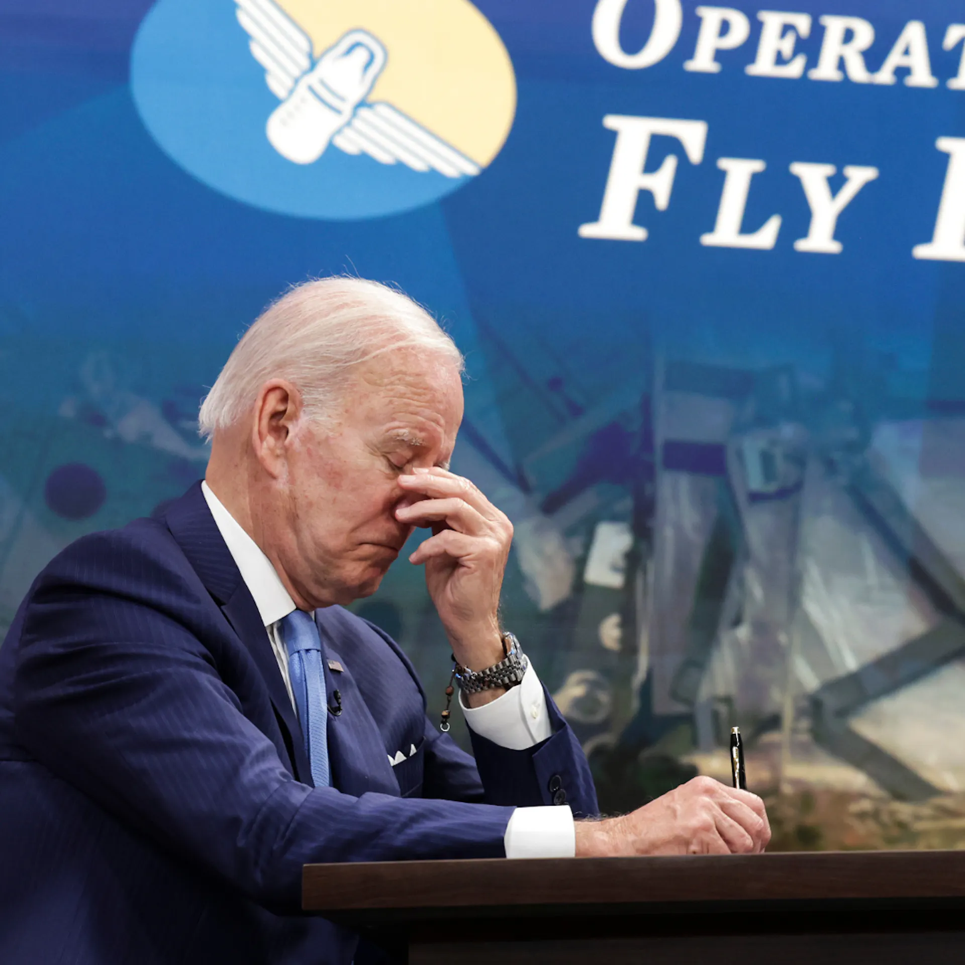 WATCH: Australian News Bursts Out Laughing At Biden