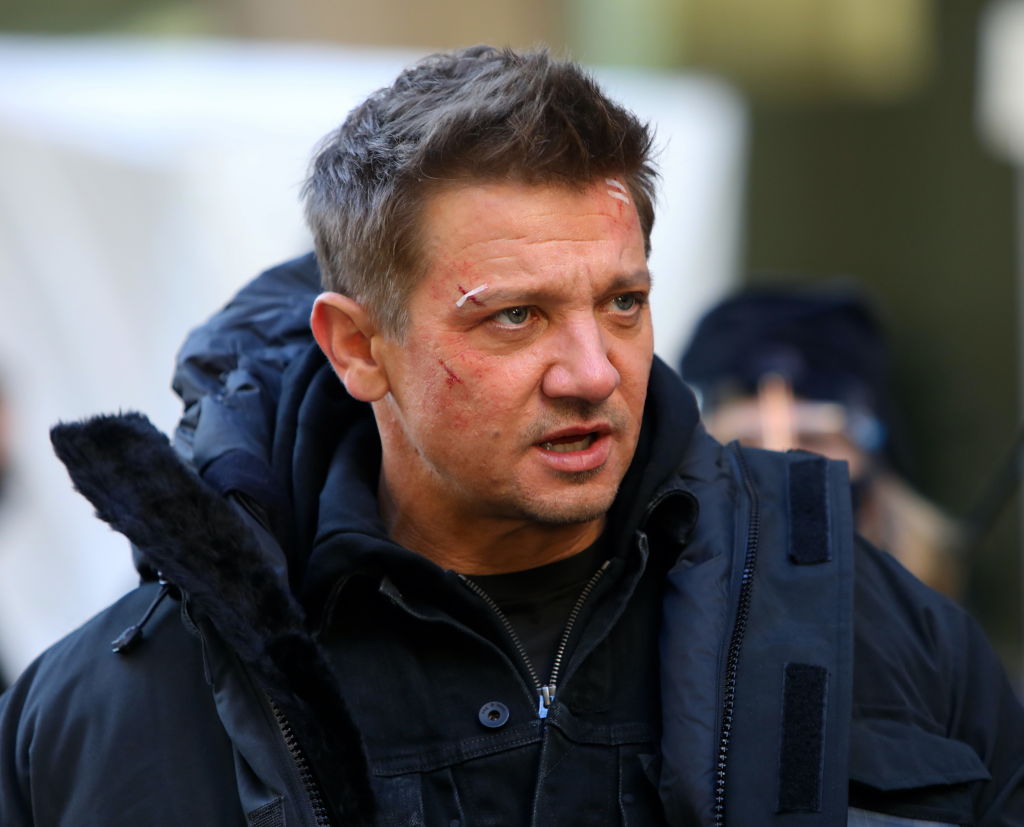 Grit N’Guts: Since the tragic snowplow accident, Jeremy Renner has shared his first video of himself walking.