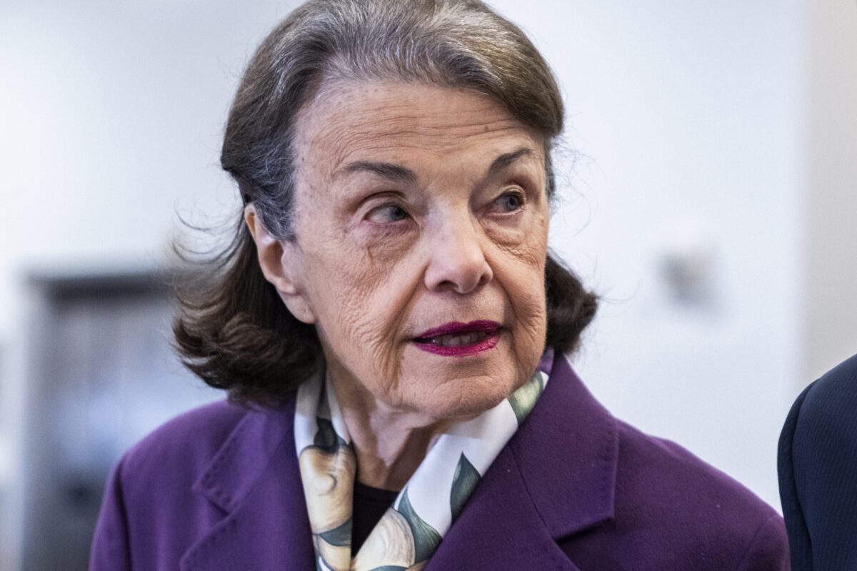 Feinstein Asks Schumer To Let Another Democrat Take Committee Spot; 2nd Democrat Calls For Resignation