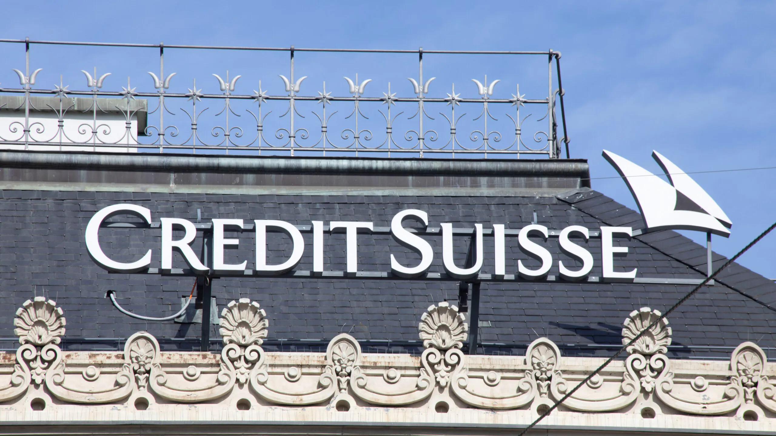 Collapsing ‘Too Big To Fail’ Bank Receives Massive Support From Swiss Authorities