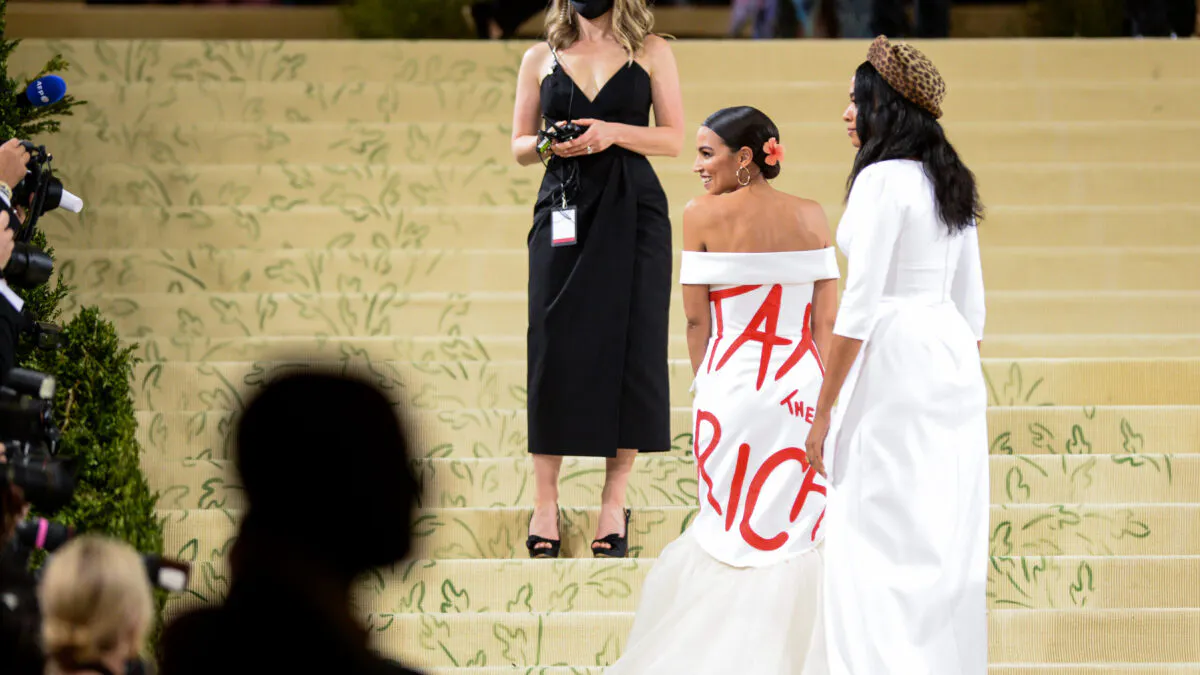 ‘Substantial Reason To Believe’ AOC Accepted ‘Impermissible Gifts’ With Met Gala Appearance, Ethics Probe Finds