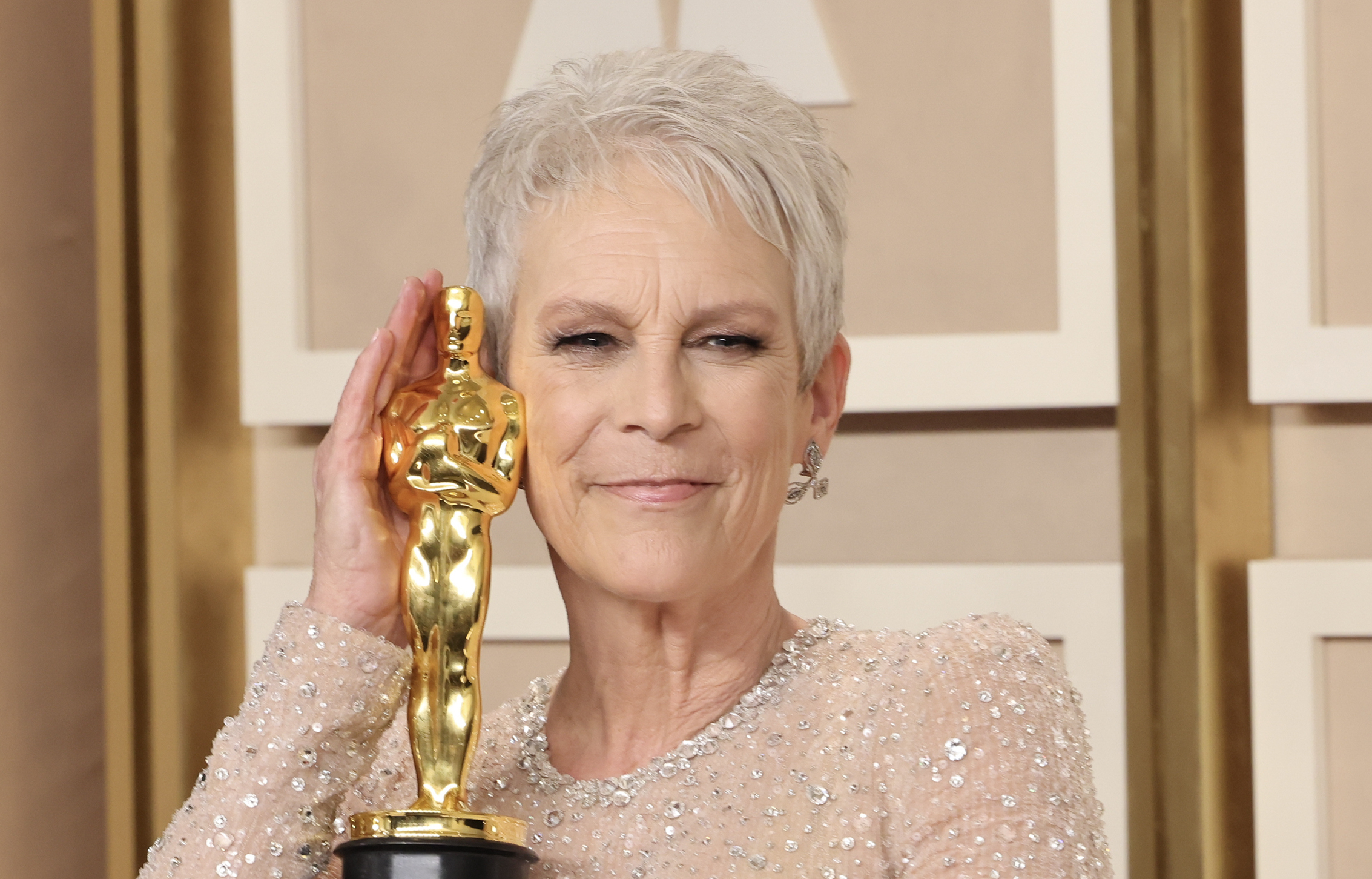 Jamie Lee Curtis Declares She’s Using They/Them Pronouns For Oscar Statue In Honor Of Her Trans-Identifying Child