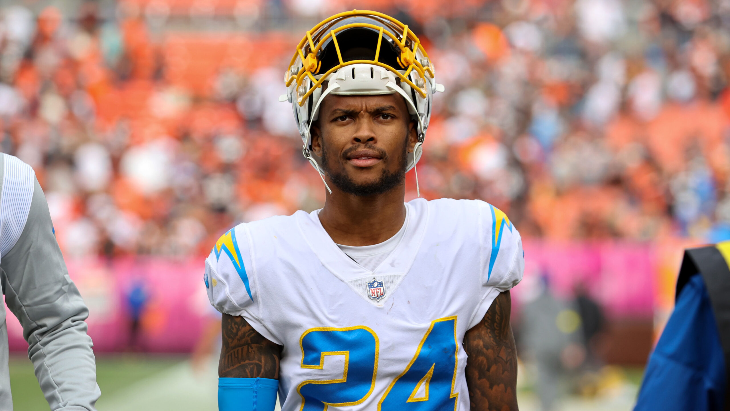 NFL Safety Concludes Career After Just 4 Years: 'My Well-Being Comes First'