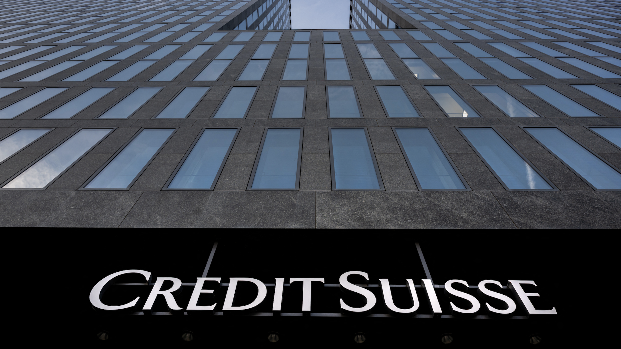 Fears that the U.S. banking crisis could go global widened early Tuesday as lending giant Credit Suisse shares plunged on news its delayed annual report found “material weaknesses” in its balance sheet over the last two years.