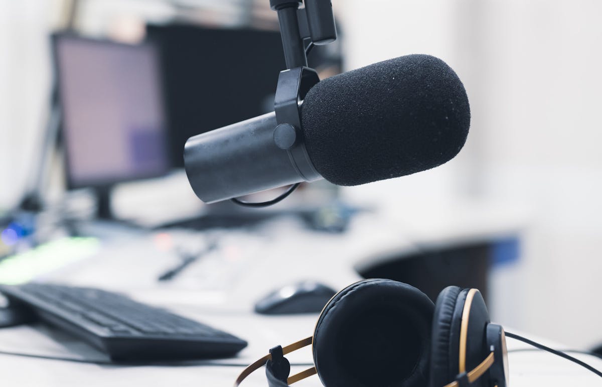 NextImg:Panel Of Young Women Have Trouble Answering ‘What Is A Woman?’ On Dating Podcast | The Daily Wire