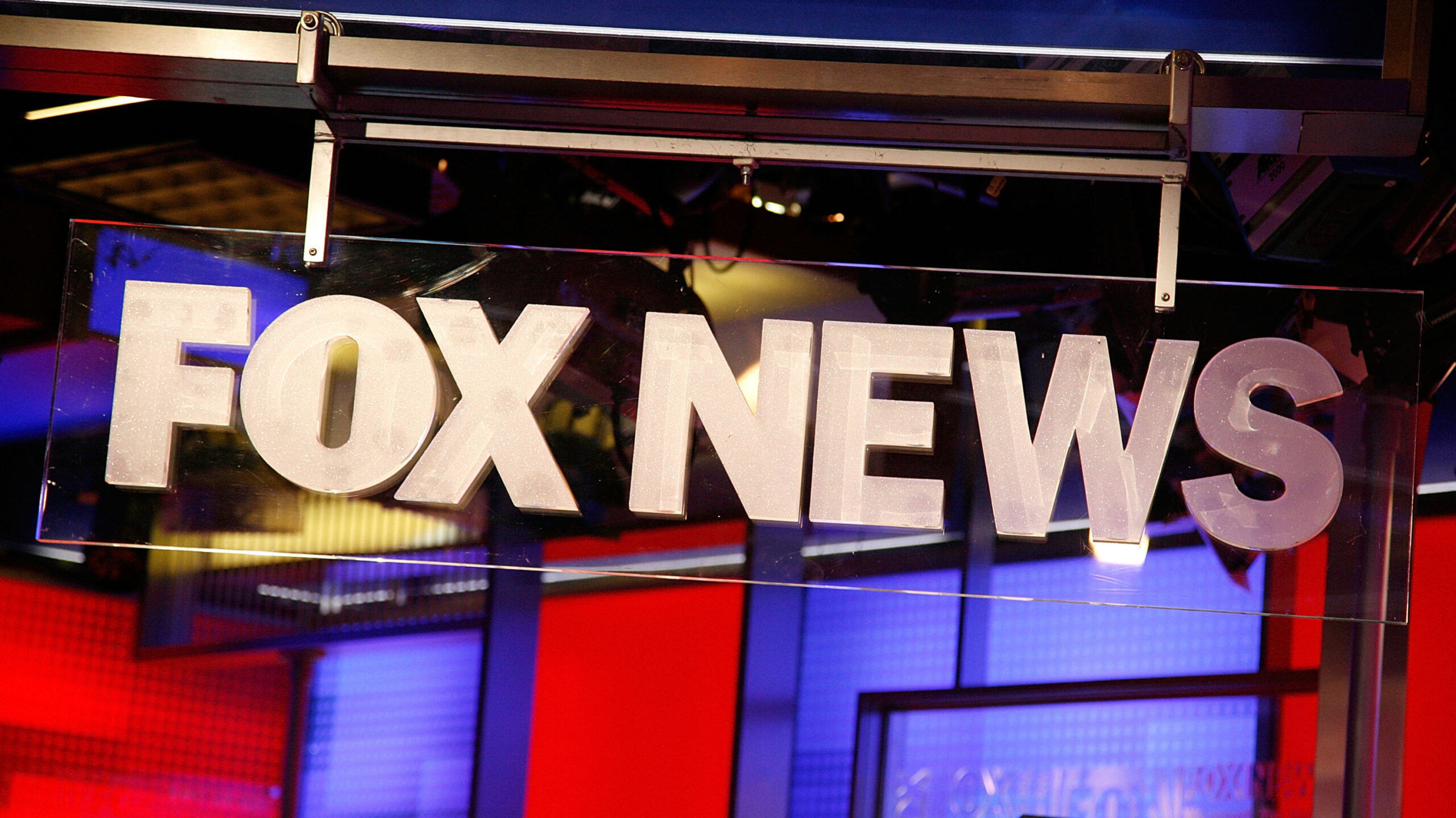 Fox Settles Landmark Defamation Suit, Spares Murdoch From Witness Stand