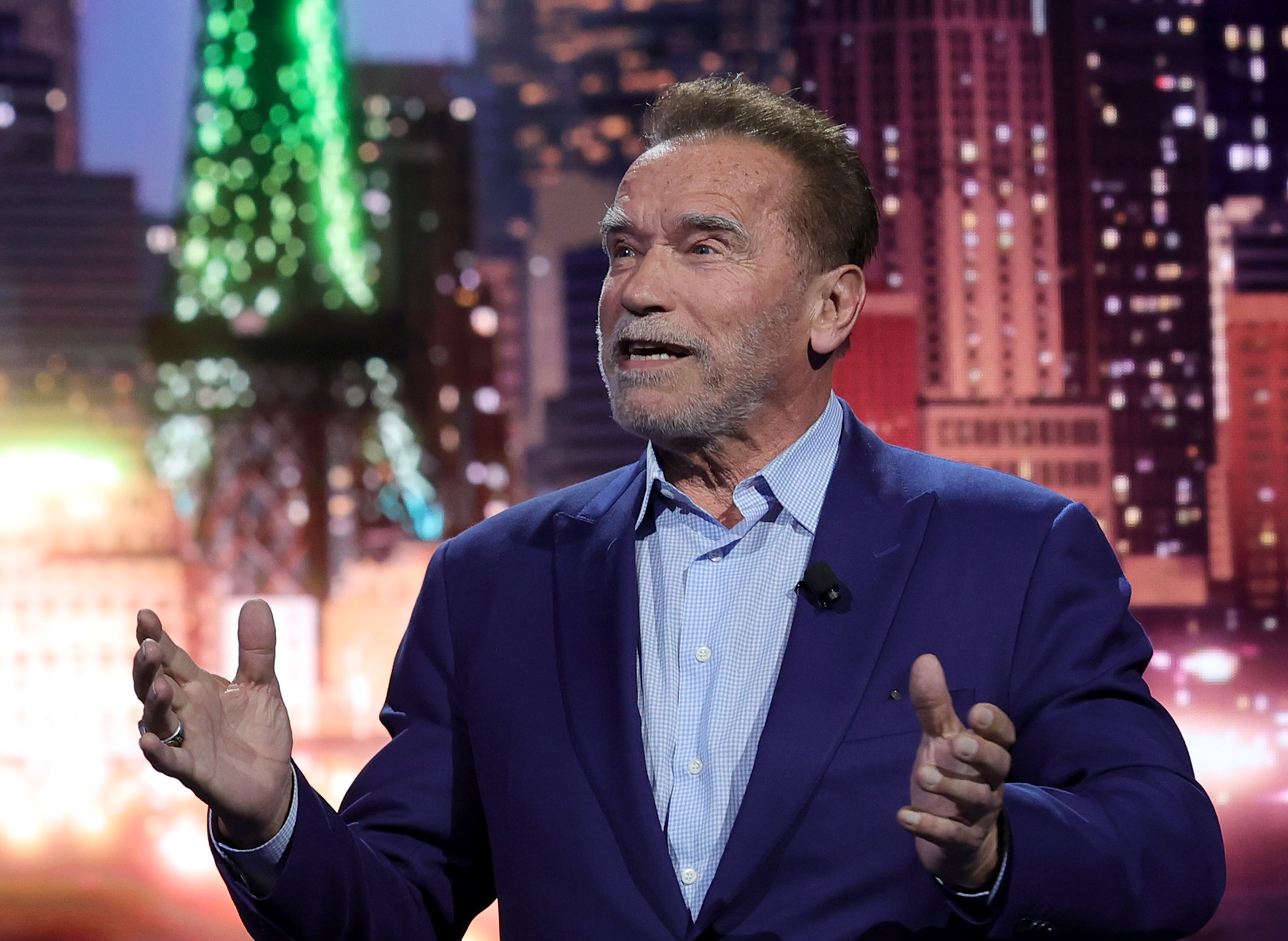 L.A. Officials Say ‘Giant Pothole’ Arnold Schwarzenegger Filled Wasn’t Even A Pothole: ‘It’s A Service Trench’