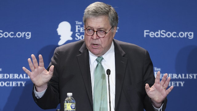 WASHINGTON, DC - SEPTEMBER 20: Former U.S. Attorney General William Barr speaks at a meeting of the Federalist Society on September 20, 2022 in Washington, DC. Barr spoke as The Federalist Society for Law and Public Policy Studies held its Education Law and Policy Conference.