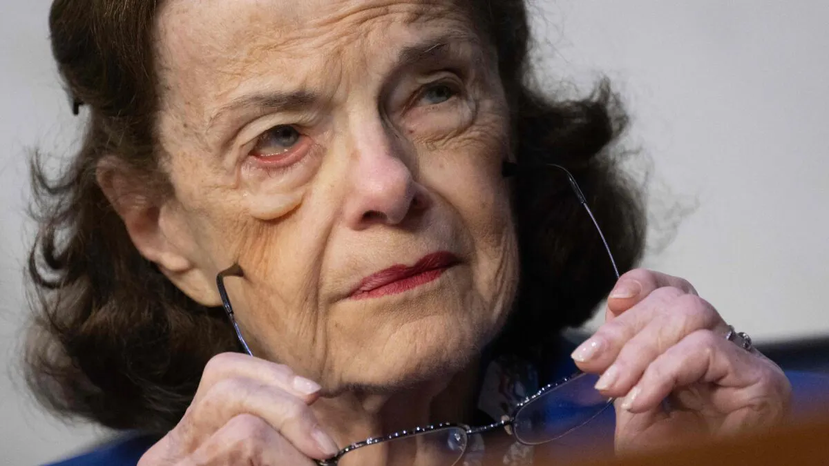 Feinstein Mistook Black GOP Senate Colleague For Black Democrat: Report