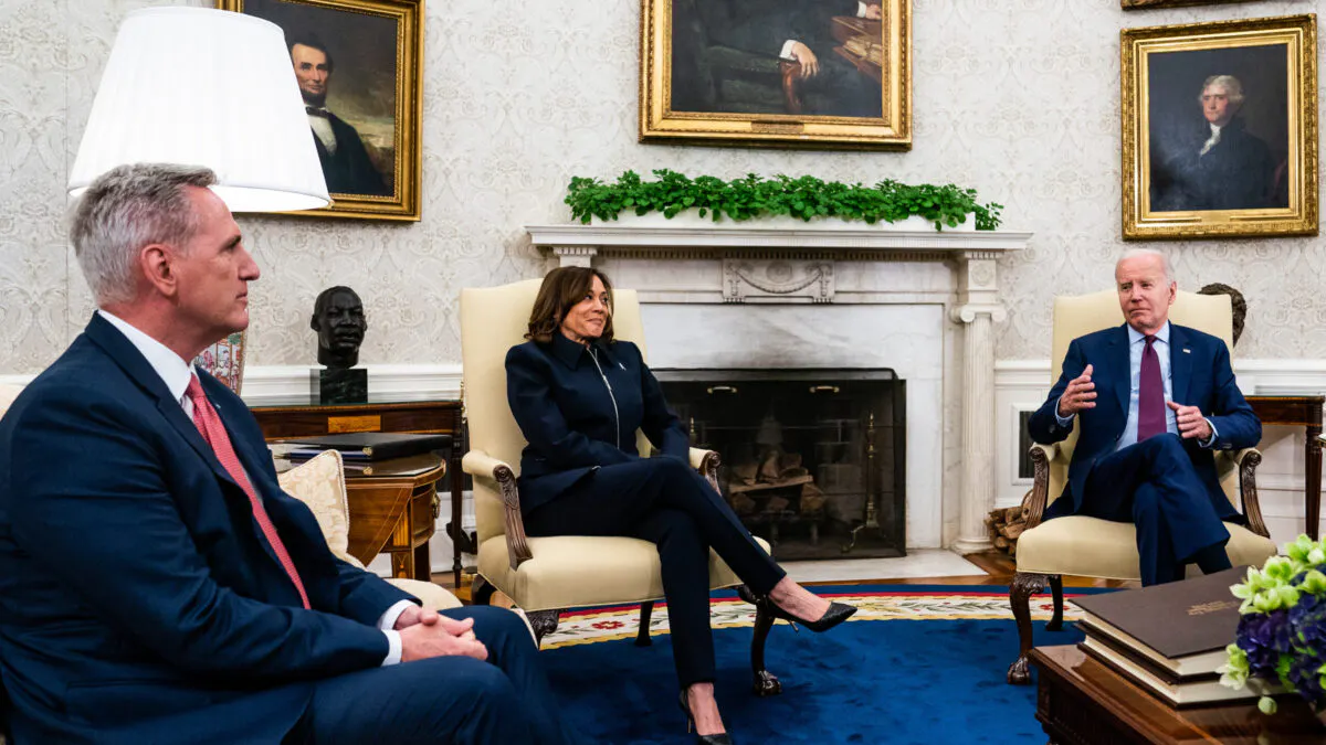 Biden And McCarthy Set To Meet After ‘Productive’ Chat On Debt Ceiling