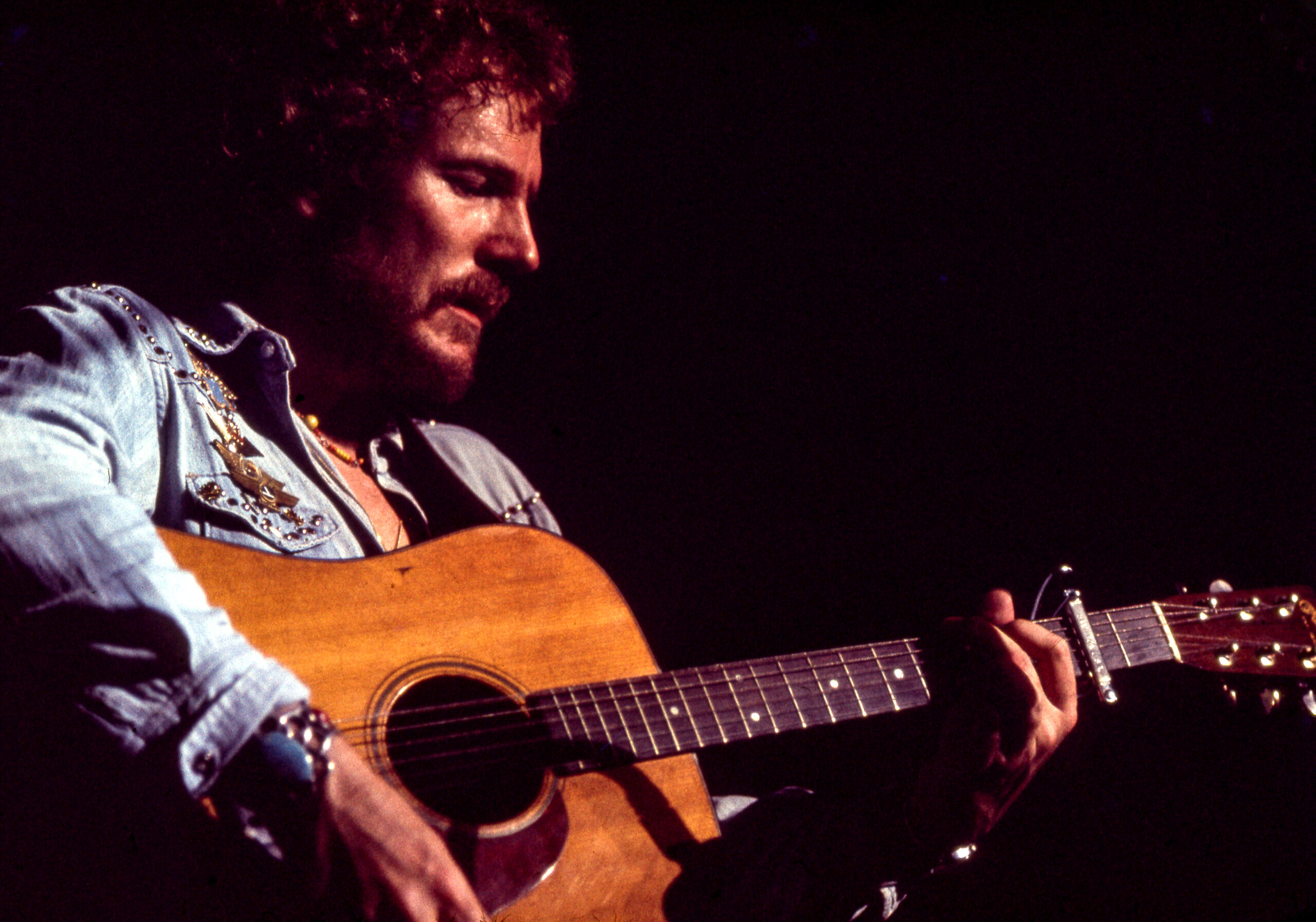 Gordon Lightfoot’s ‘The Wreck Of The Edmund Fitzgerald’: The Story.